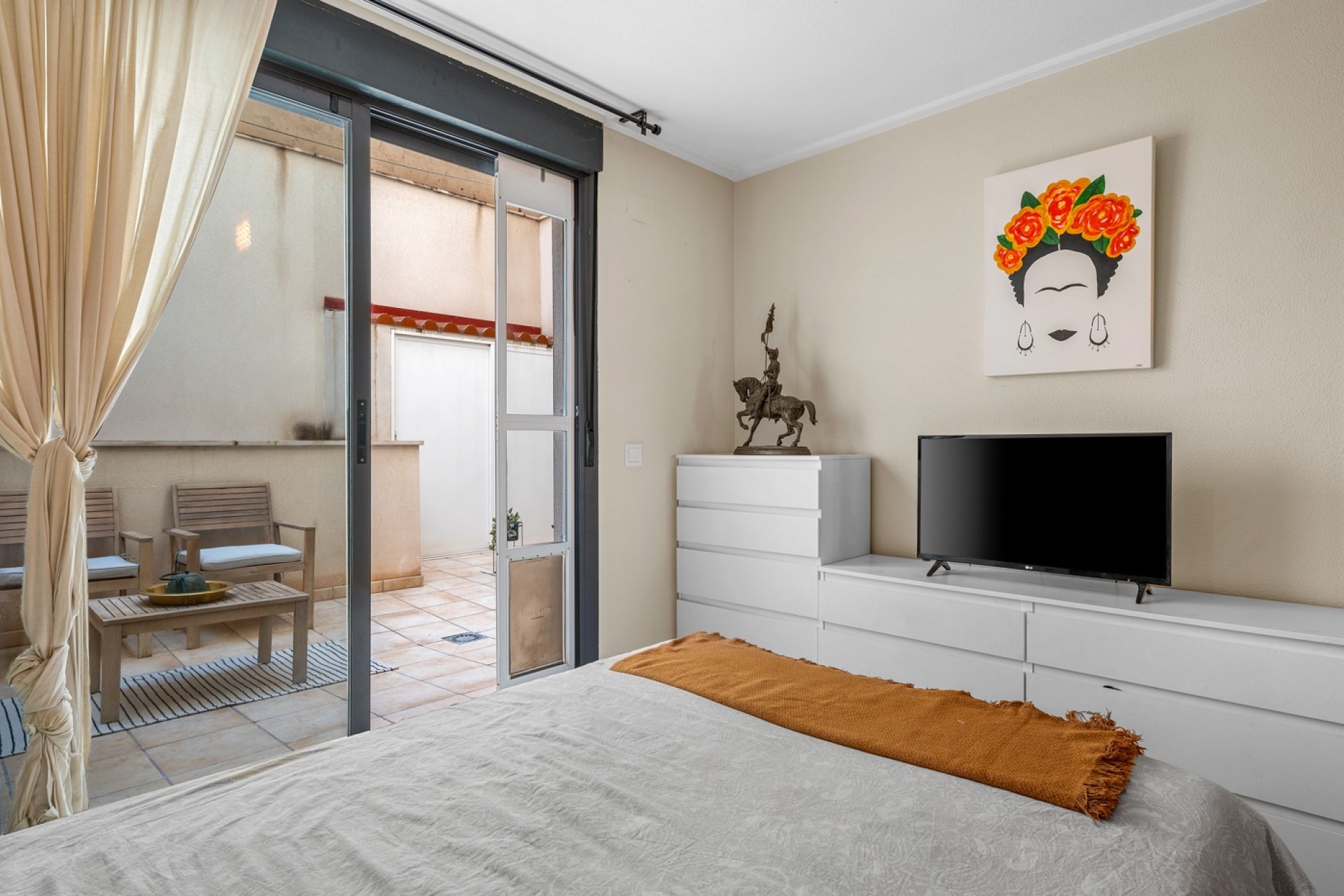 Resale - Apartment / flat -
Alicante - Alicante - City