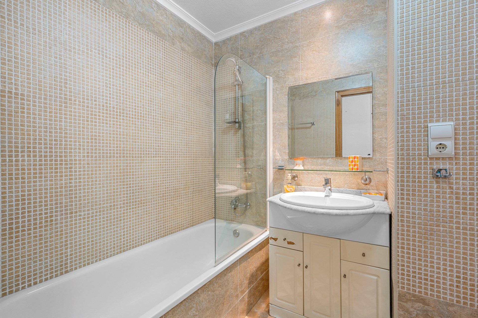 Resale - Apartment / flat -
Almoradi - Almoradi - Town