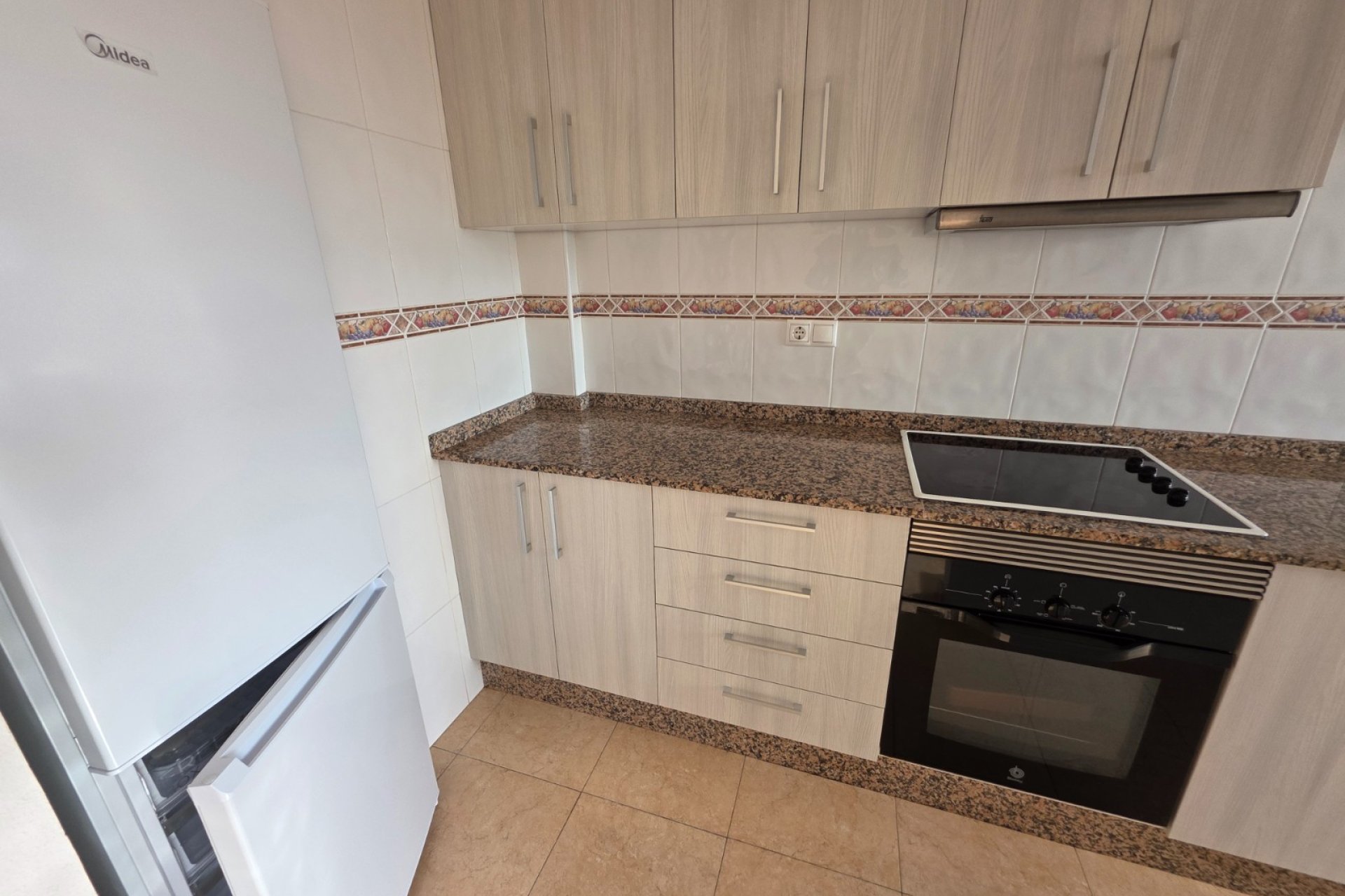 Resale - Apartment / flat -
Almoradi - Almoradi - Town