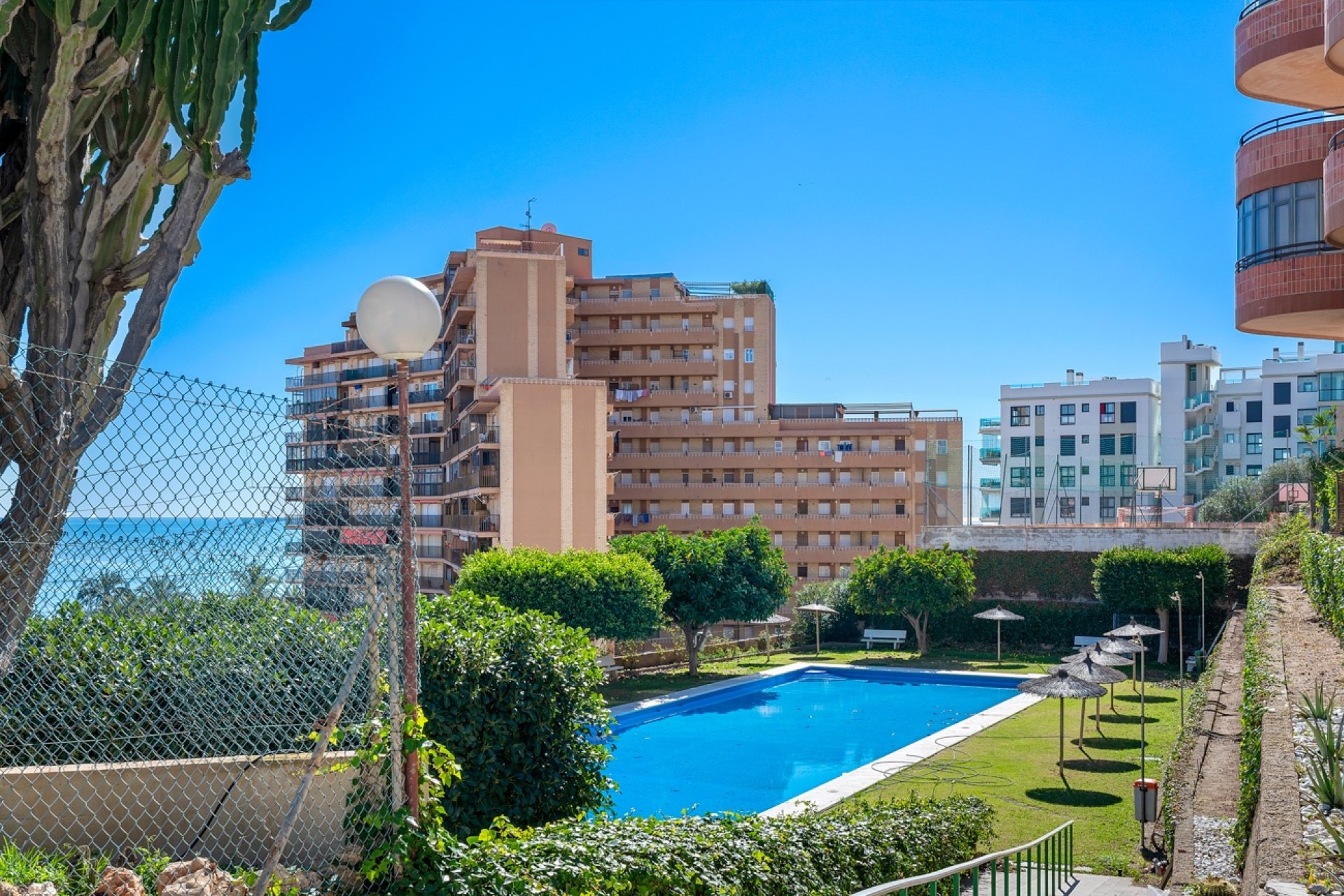 Resale - Apartment / flat -
Arenales del Sol - Arenales del Sol - Town