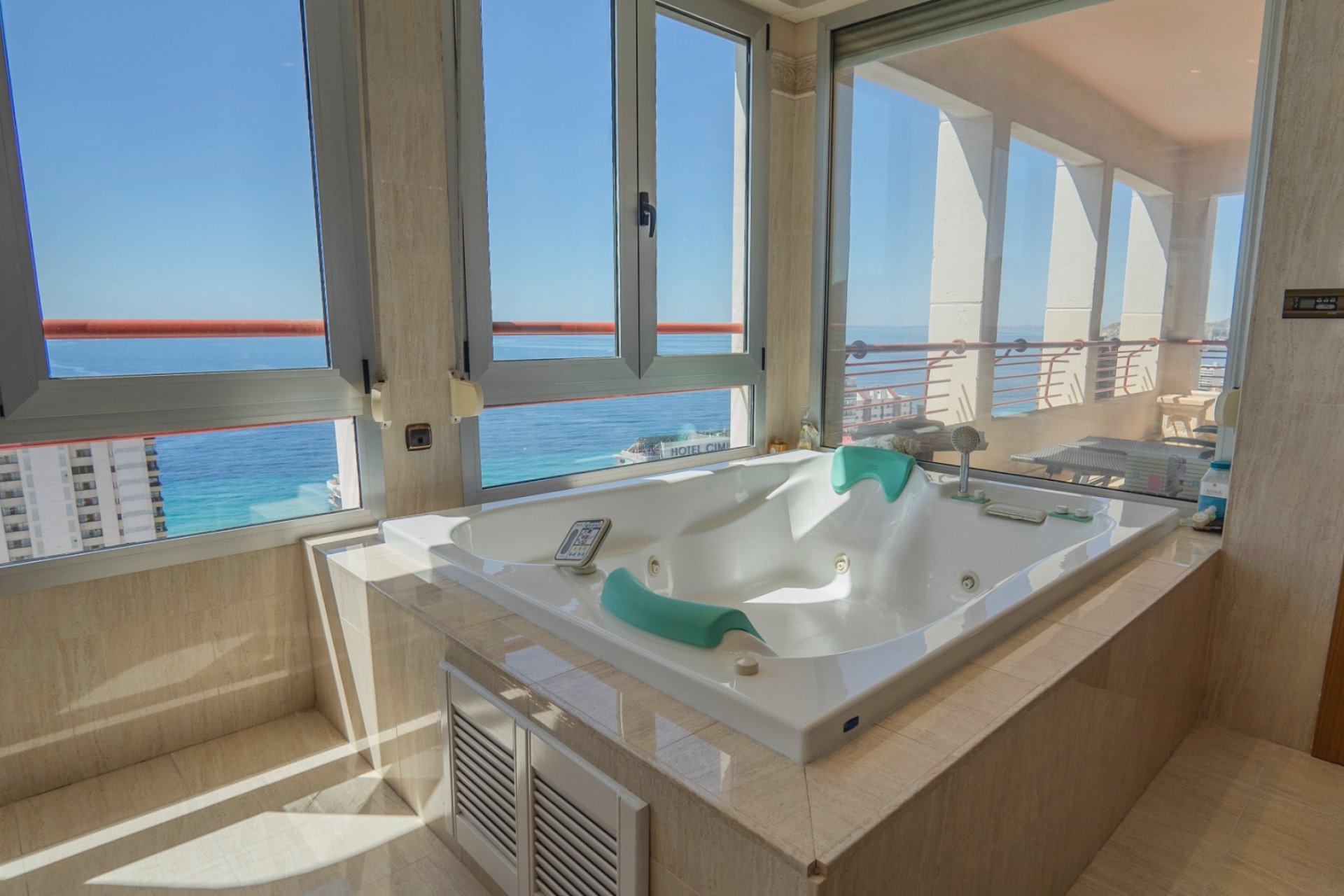 Resale - Apartment / flat -
Benidorm - Benidorm - City