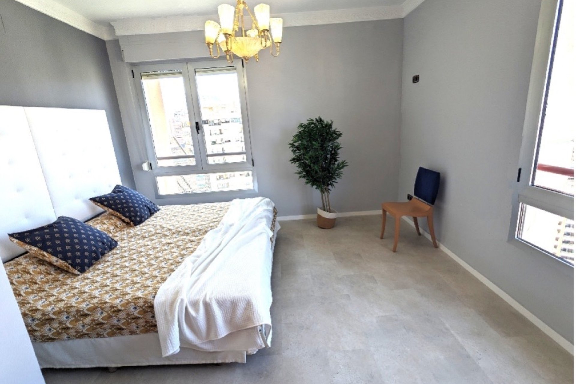 Resale - Apartment / flat -
Benidorm - Benidorm - City