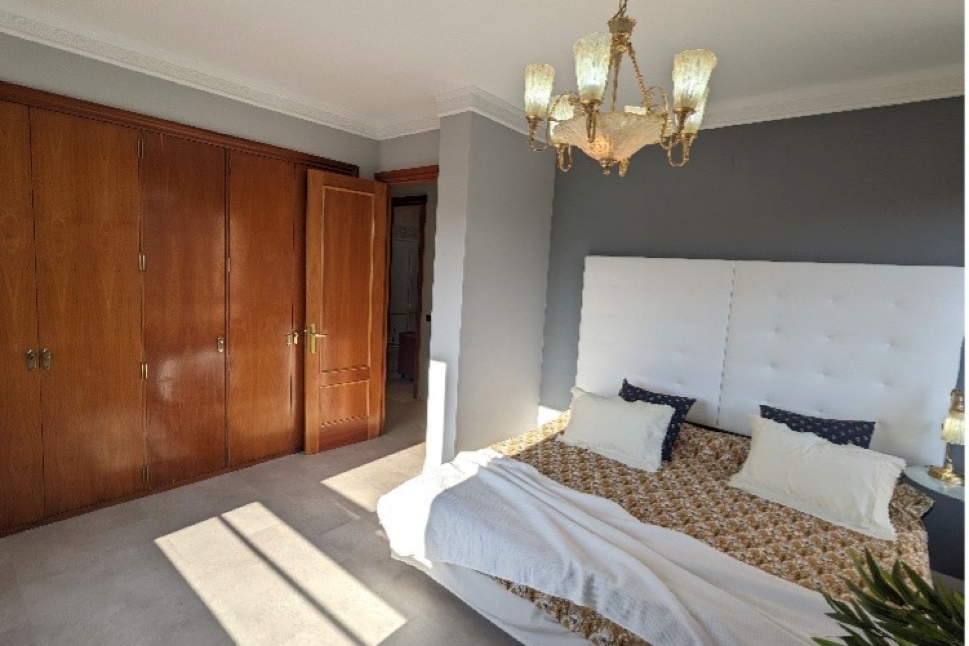 Resale - Apartment / flat -
Benidorm - Benidorm - City