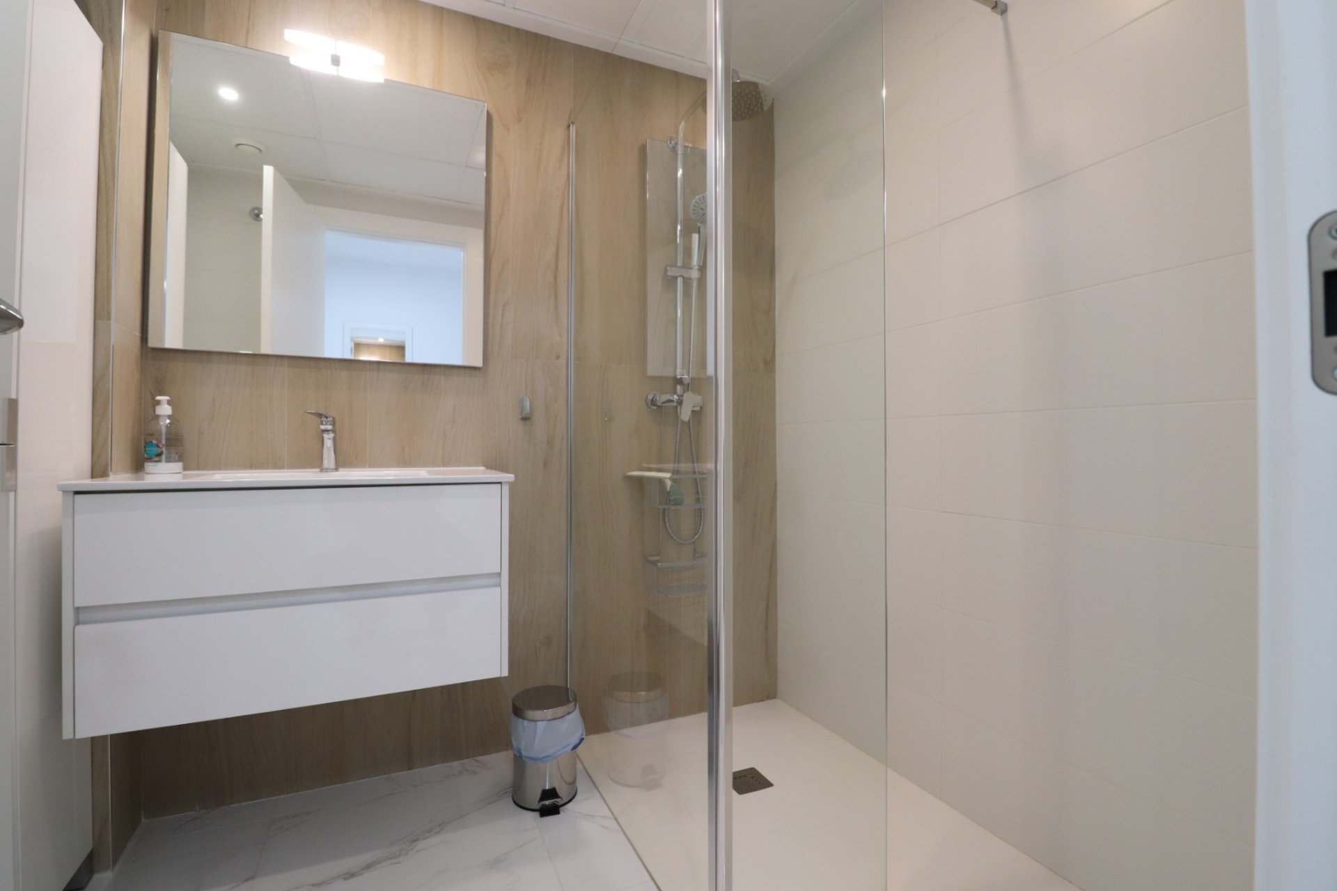 Resale - Apartment / flat -
Benijofar - Benijofar - Village