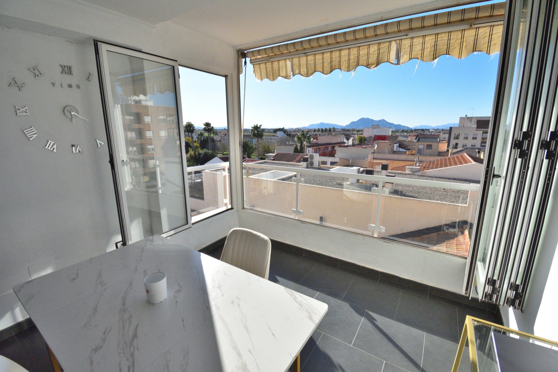 Resale - Apartment / flat -
Daya Nueva - Daya Nueva - Town