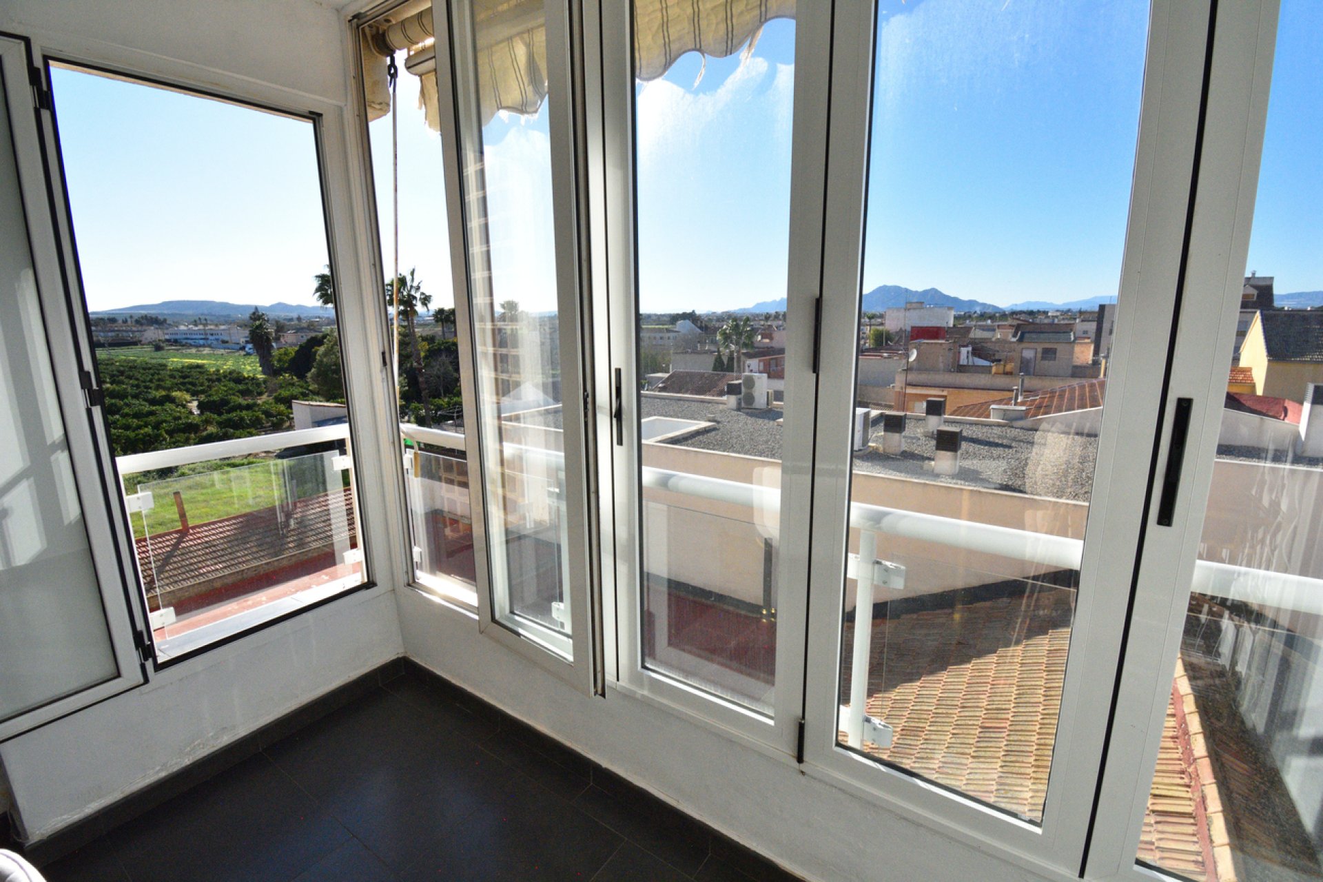 Resale - Apartment / flat -
Daya Nueva - Daya Nueva - Town