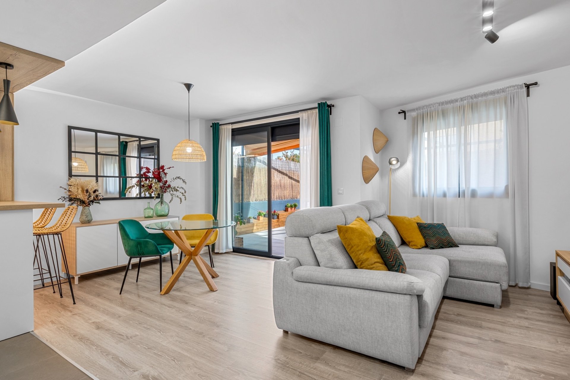 Resale - Apartment / flat -
El Campello - Playa Muchavista