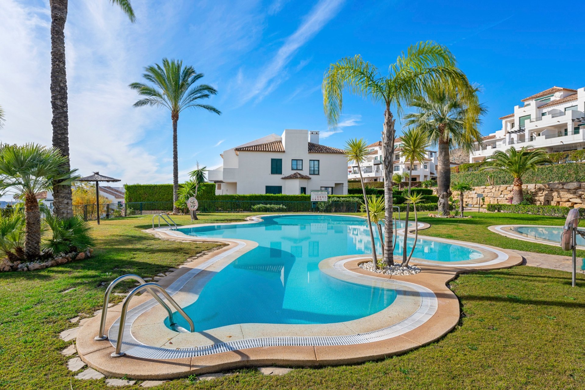 Resale - Apartment / flat -
Finestrat - Sierra Cortina