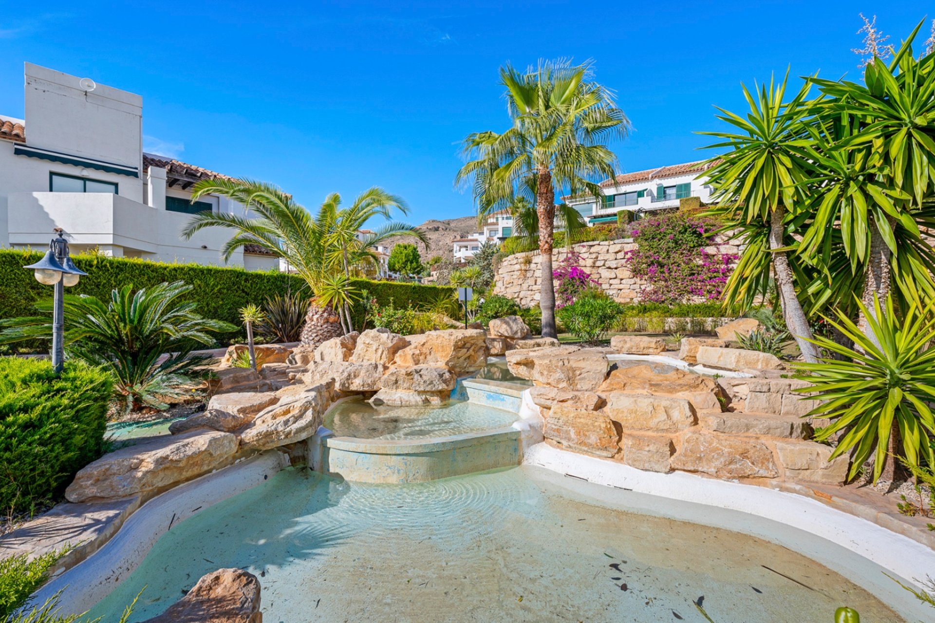 Resale - Apartment / flat -
Finestrat - Sierra Cortina