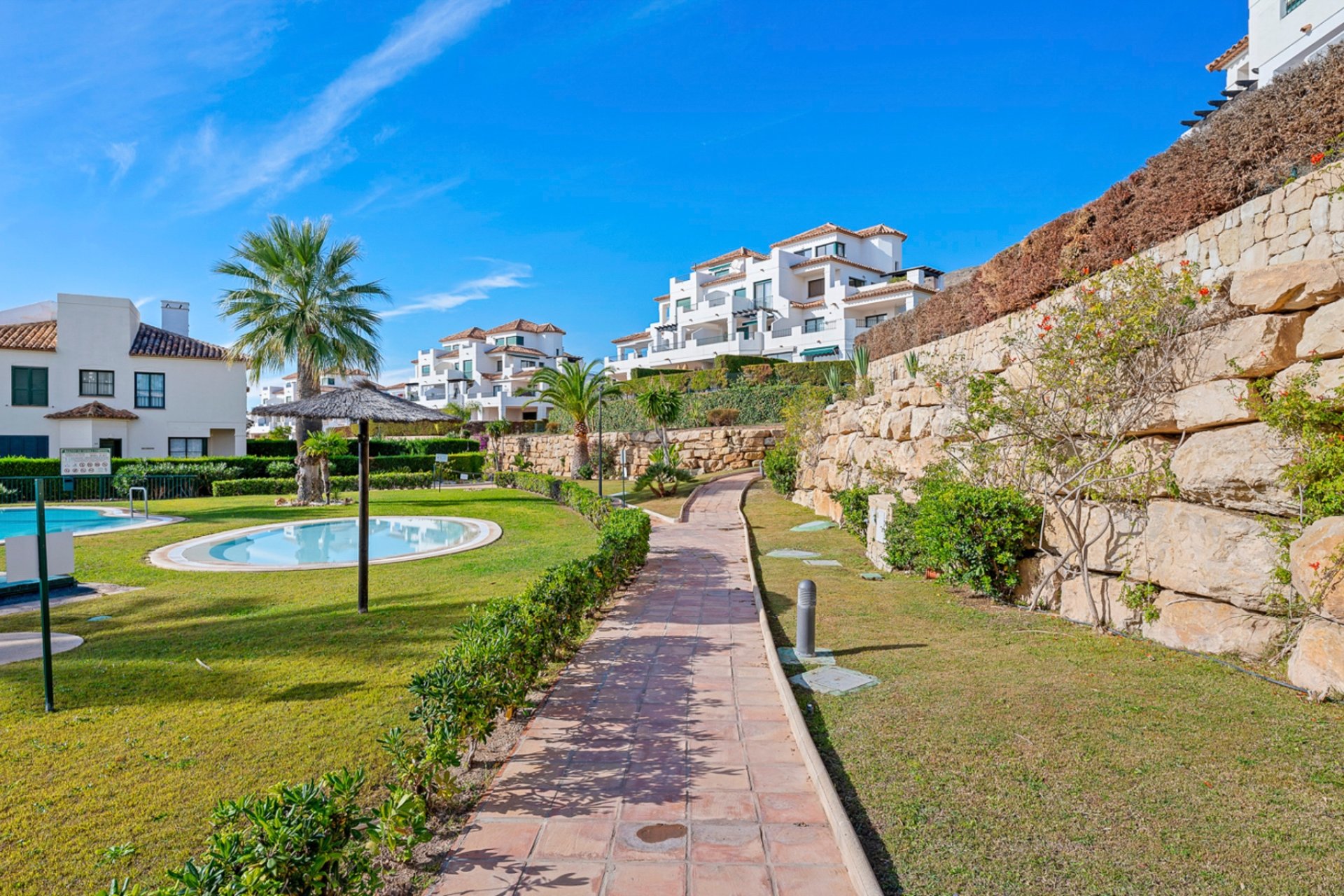 Resale - Apartment / flat -
Finestrat - Sierra Cortina