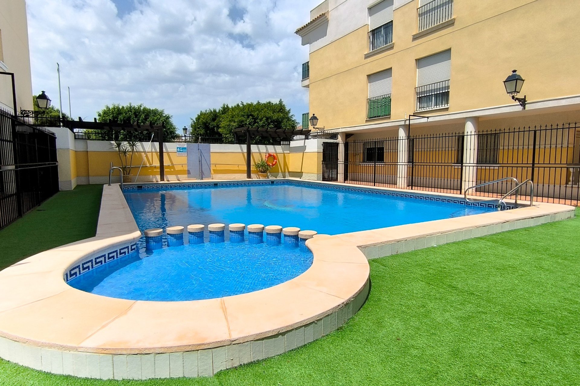 Resale - Apartment / flat -
Formentera del Segura - Formentera - Village