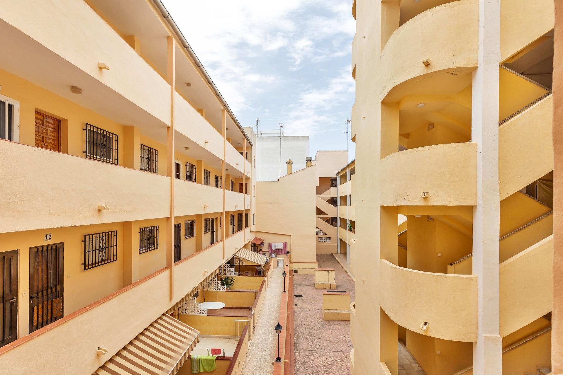 Resale - Apartment / flat -
Guardamar del Segura - CENTRO