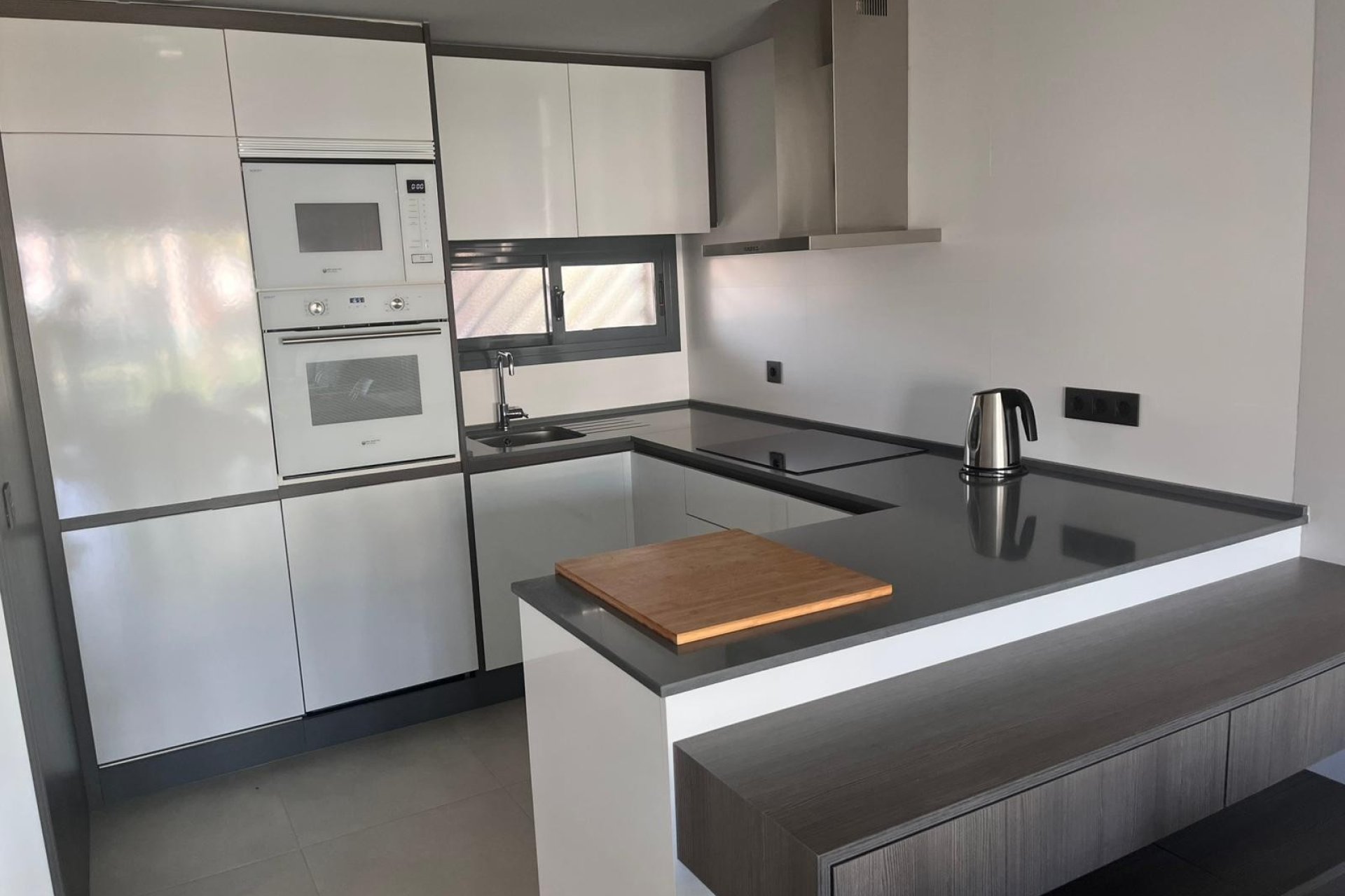 Resale - Apartment / flat -
Guardamar del Segura - El Raso