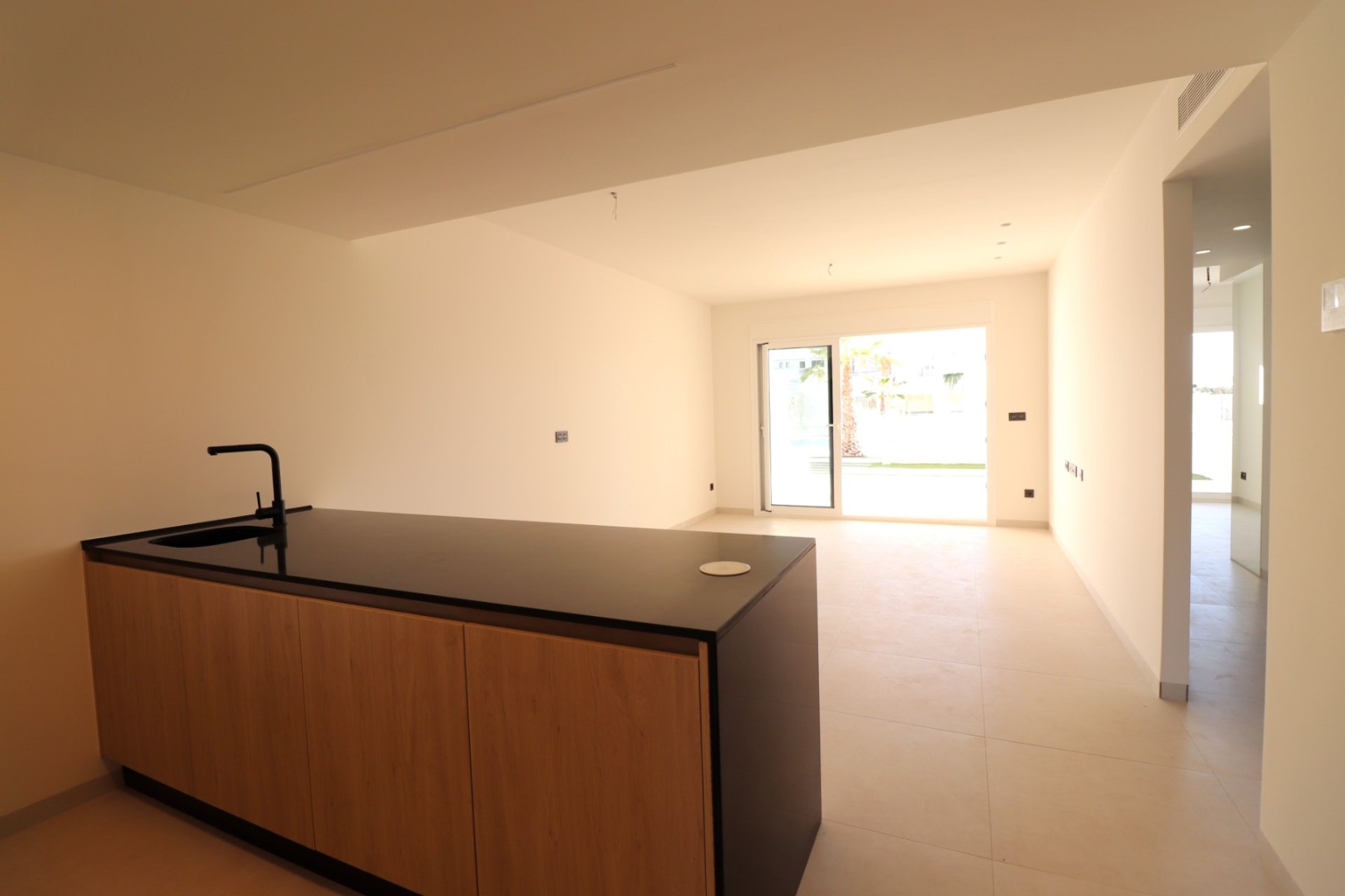 Resale - Apartment / flat -
Guardamar del Segura - El Raso