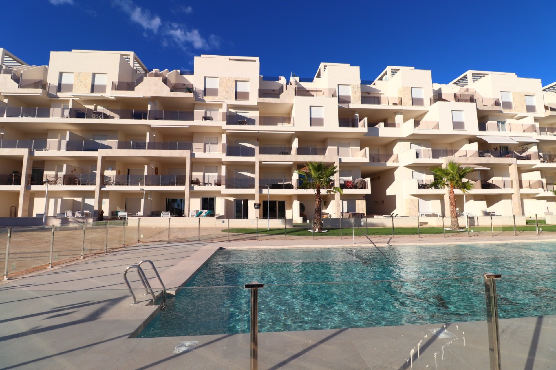 Resale - Apartment / flat -
Guardamar del Segura - El Raso