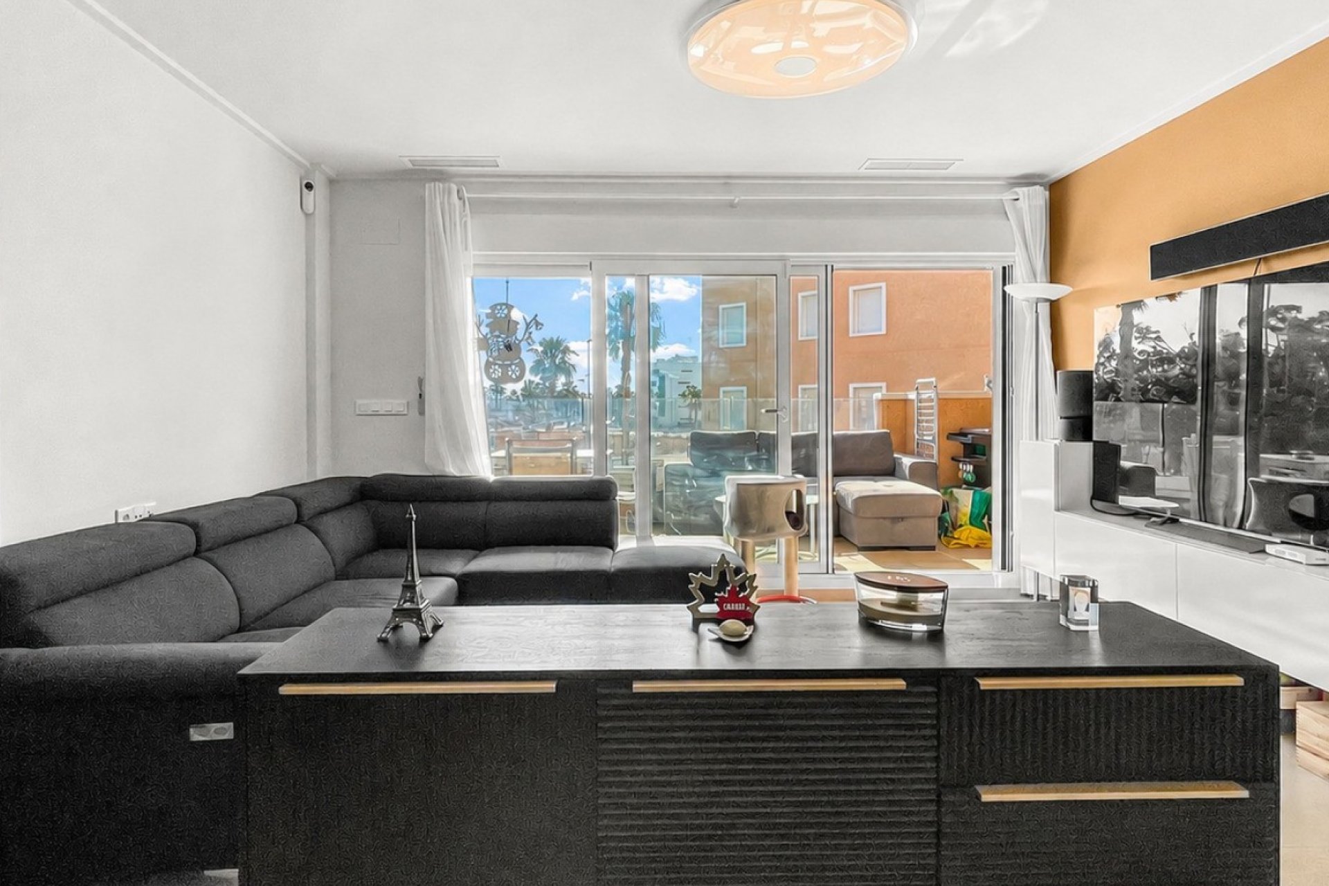 Resale - Apartment / flat -
Guardamar del Segura - El Raso