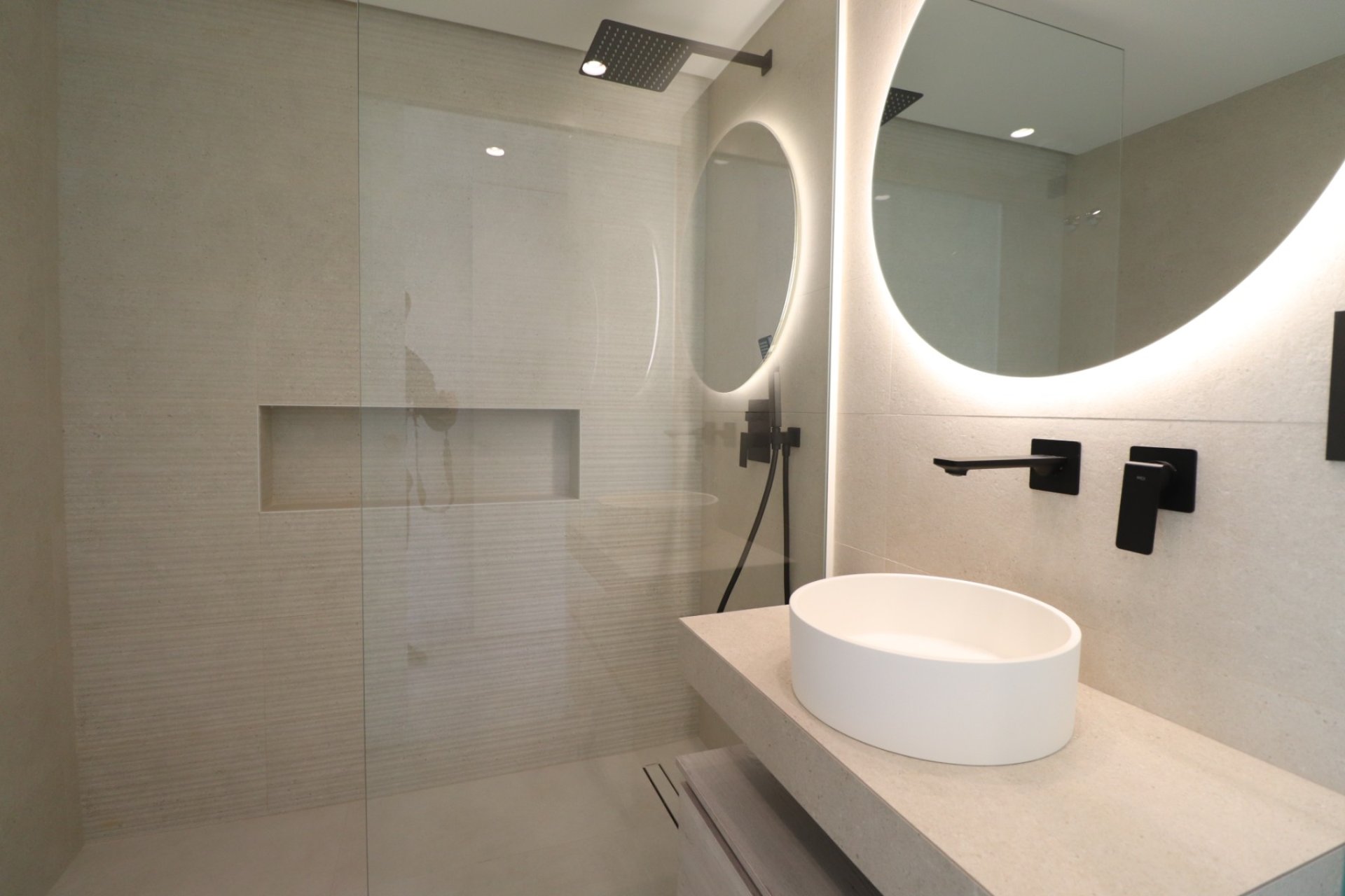 Resale - Apartment / flat -
Guardamar del Segura - El Raso