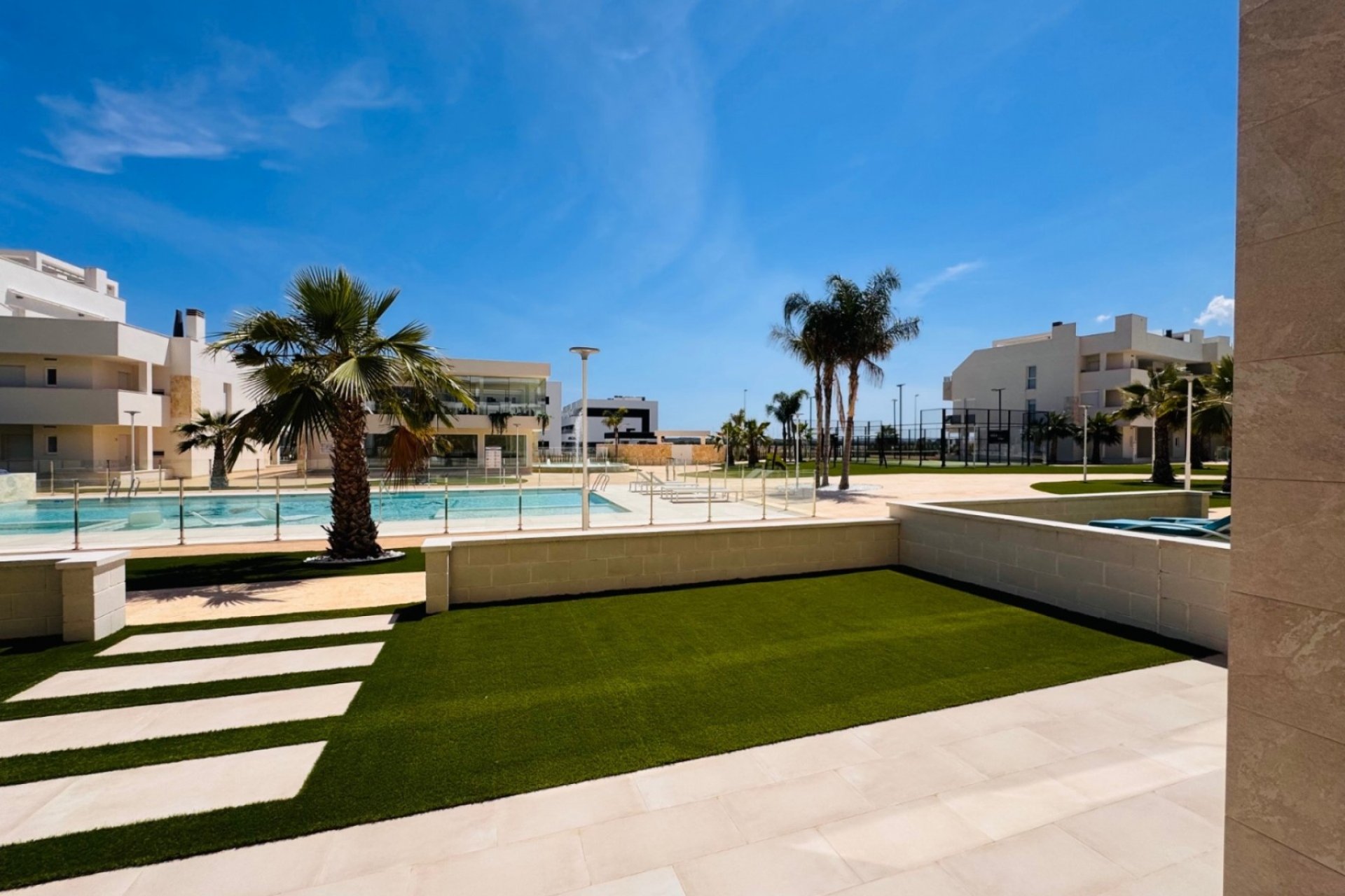 Resale - Apartment / flat -
Guardamar del Segura - El Raso