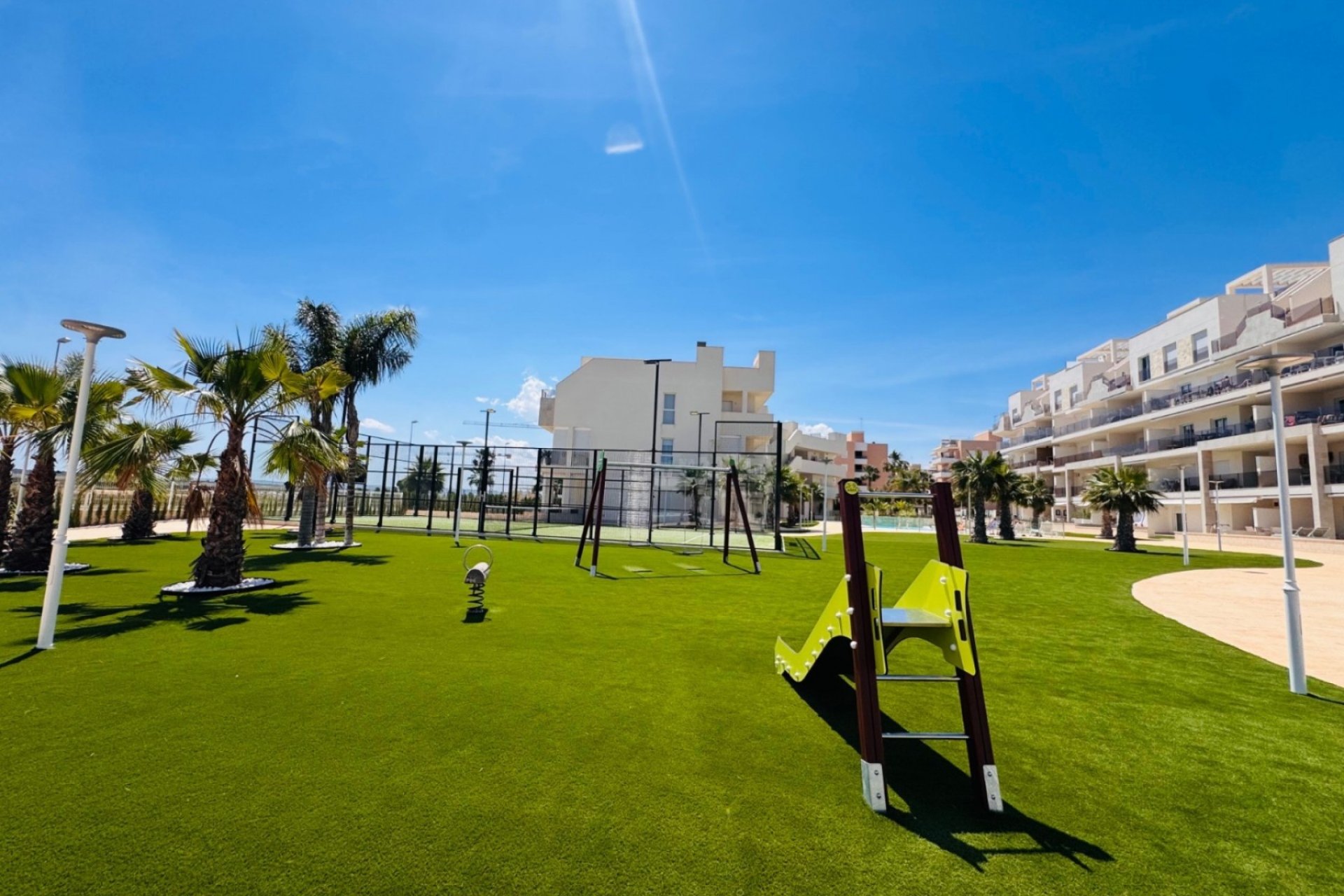 Resale - Apartment / flat -
Guardamar del Segura - El Raso