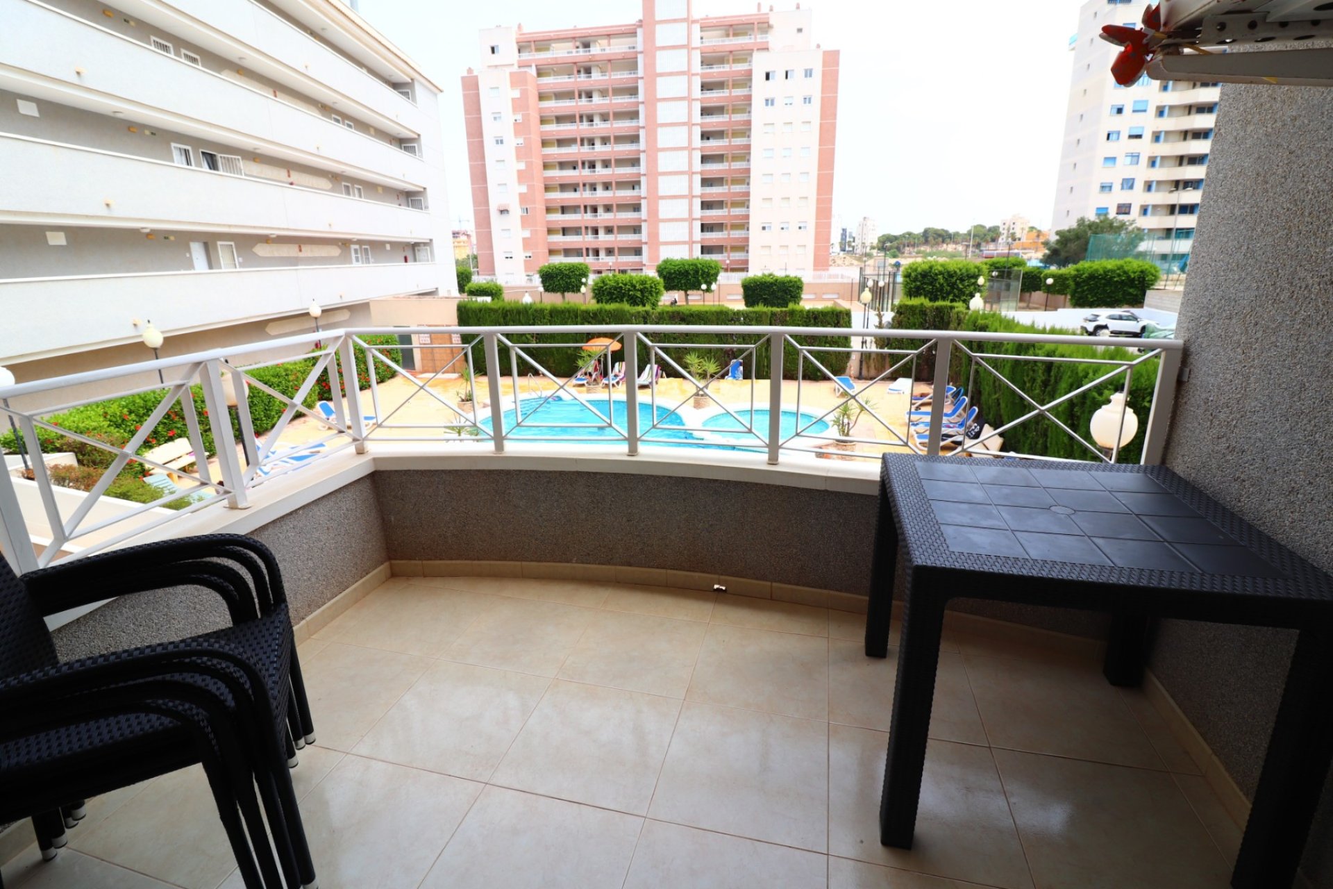 Resale - Apartment / flat -
Guardamar del Segura - Guardamar del Segura - Town