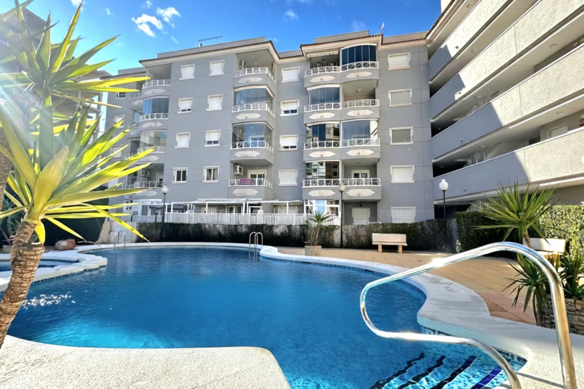Resale - Apartment / flat -
Guardamar del Segura - Guardamar del Segura - Town