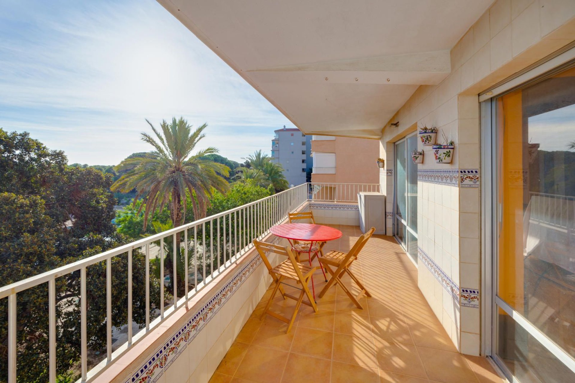 Resale - Apartment / flat -
Guardamar del Segura - Pinomar