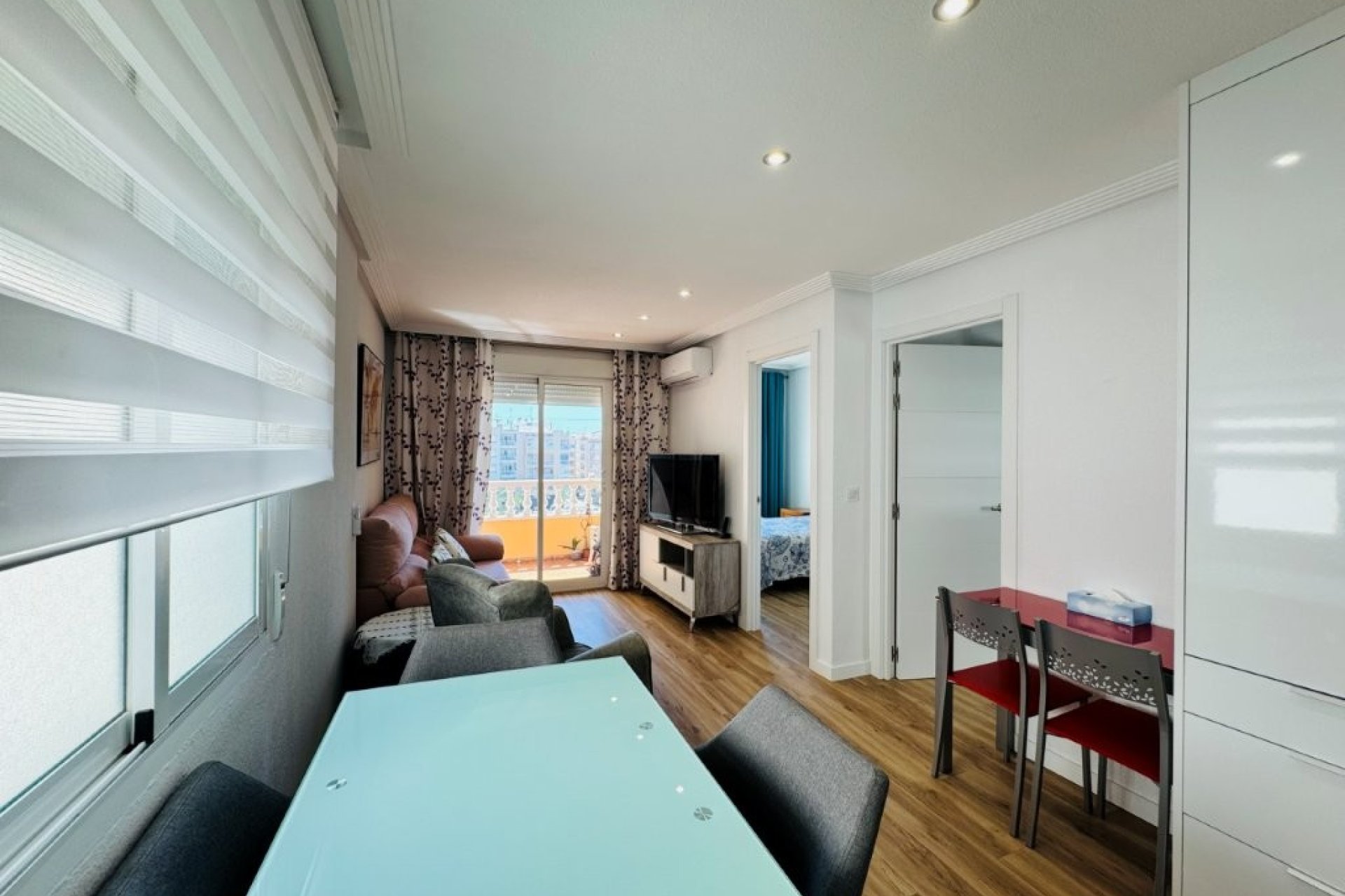 Resale - Apartment / flat -
Guardamar del Segura - Pueblo