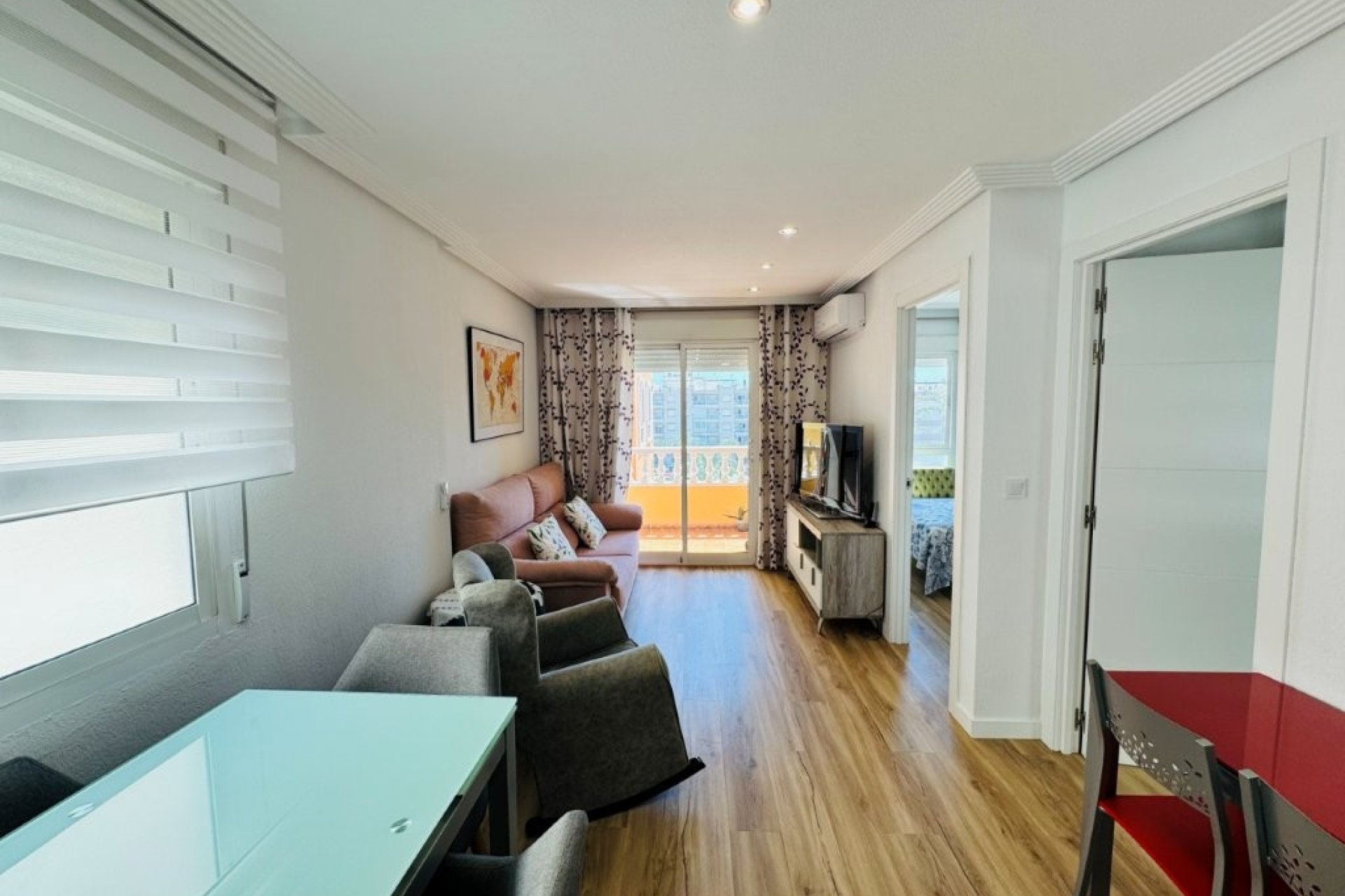 Resale - Apartment / flat -
Guardamar del Segura - Pueblo