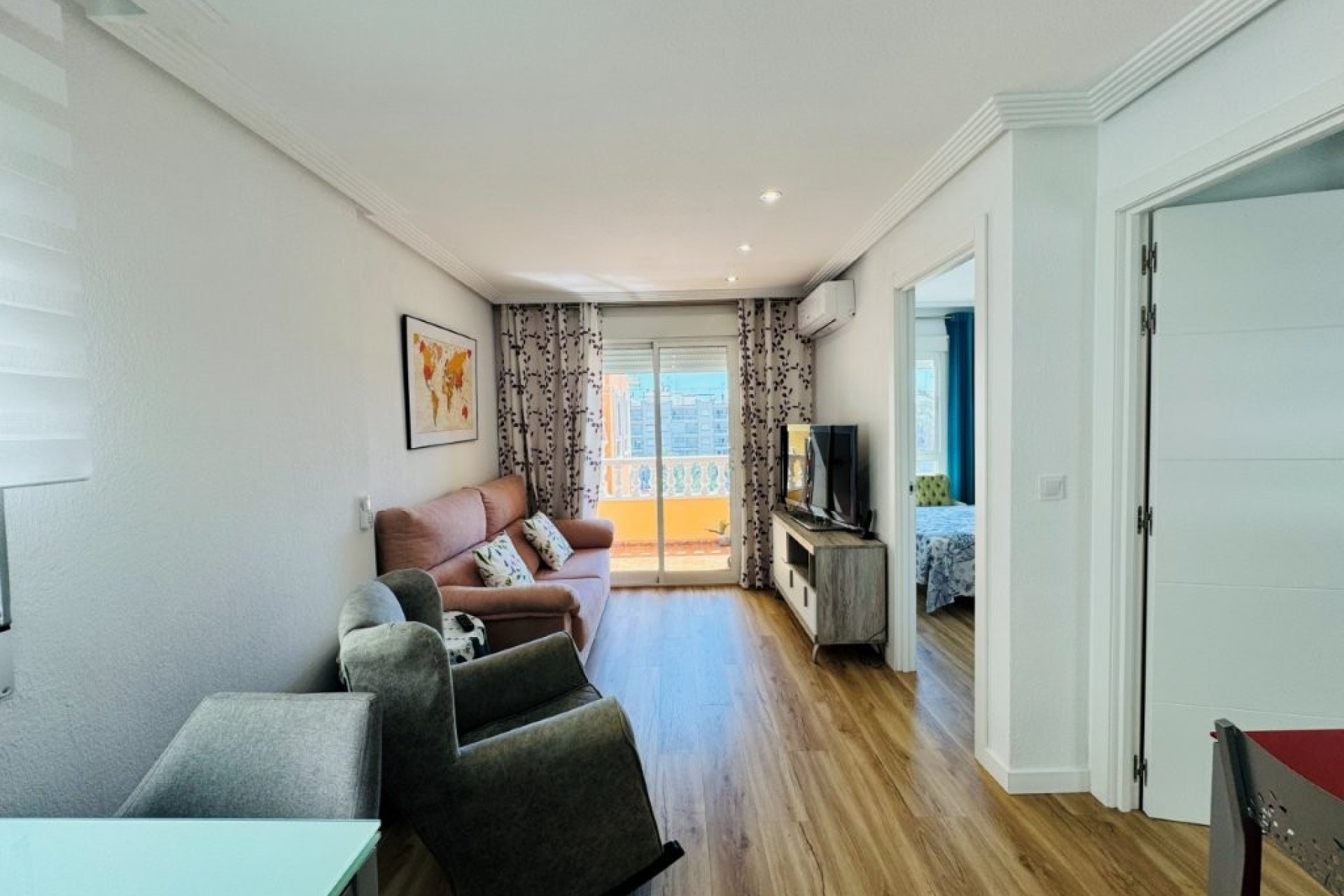 Resale - Apartment / flat -
Guardamar del Segura - Pueblo