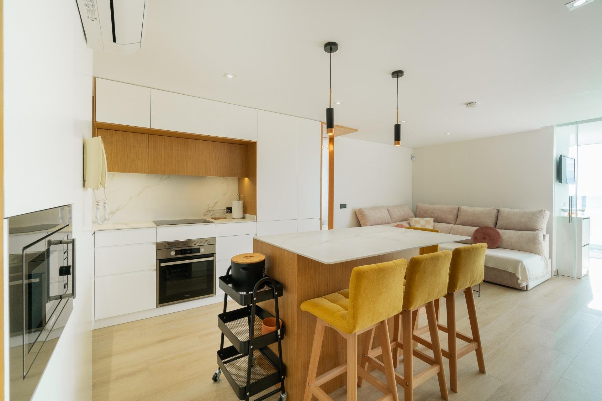 Resale - Apartment / flat -
Guardamar del Segura - Puerto Deportivo