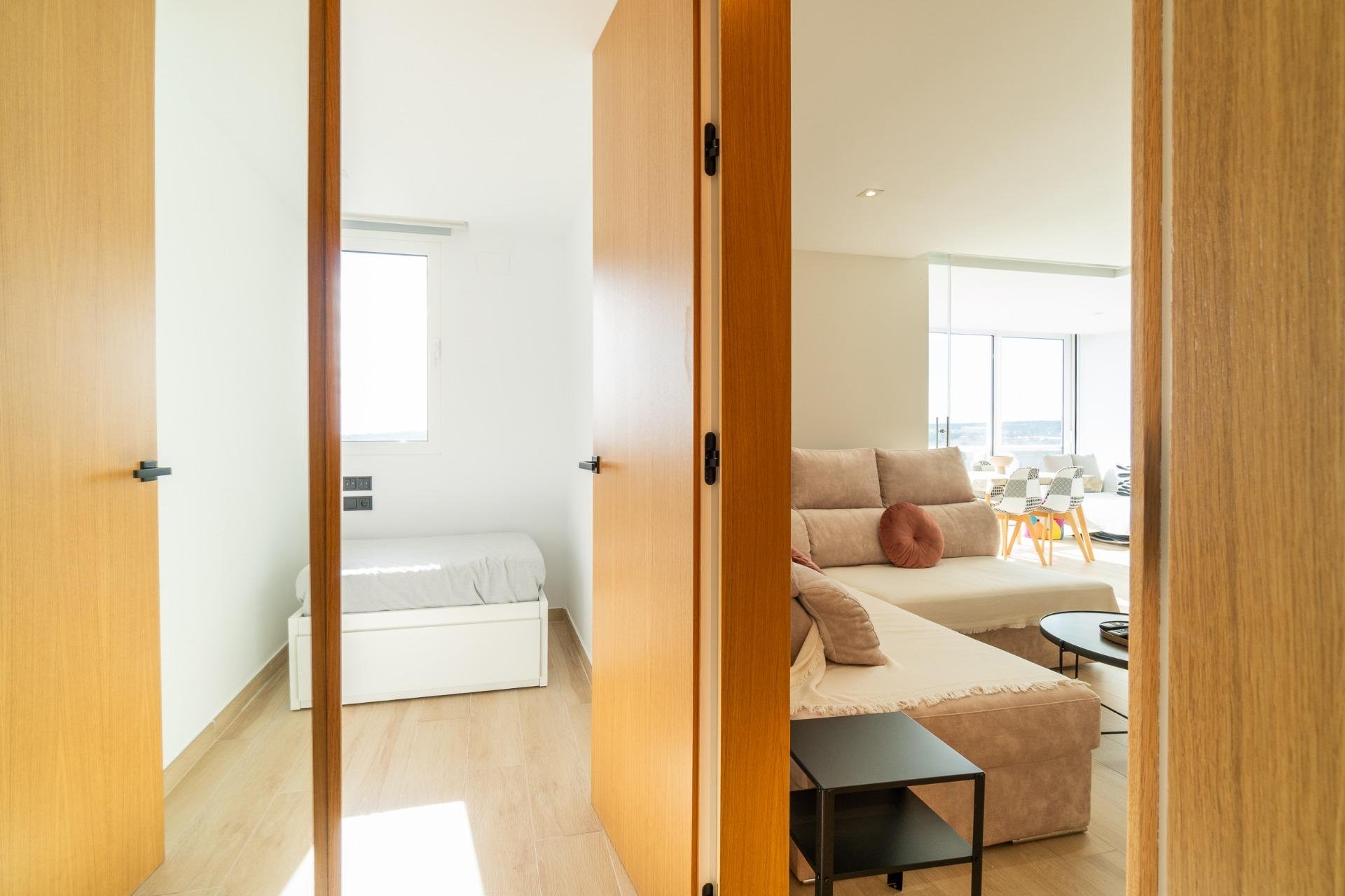 Resale - Apartment / flat -
Guardamar del Segura - Puerto Deportivo