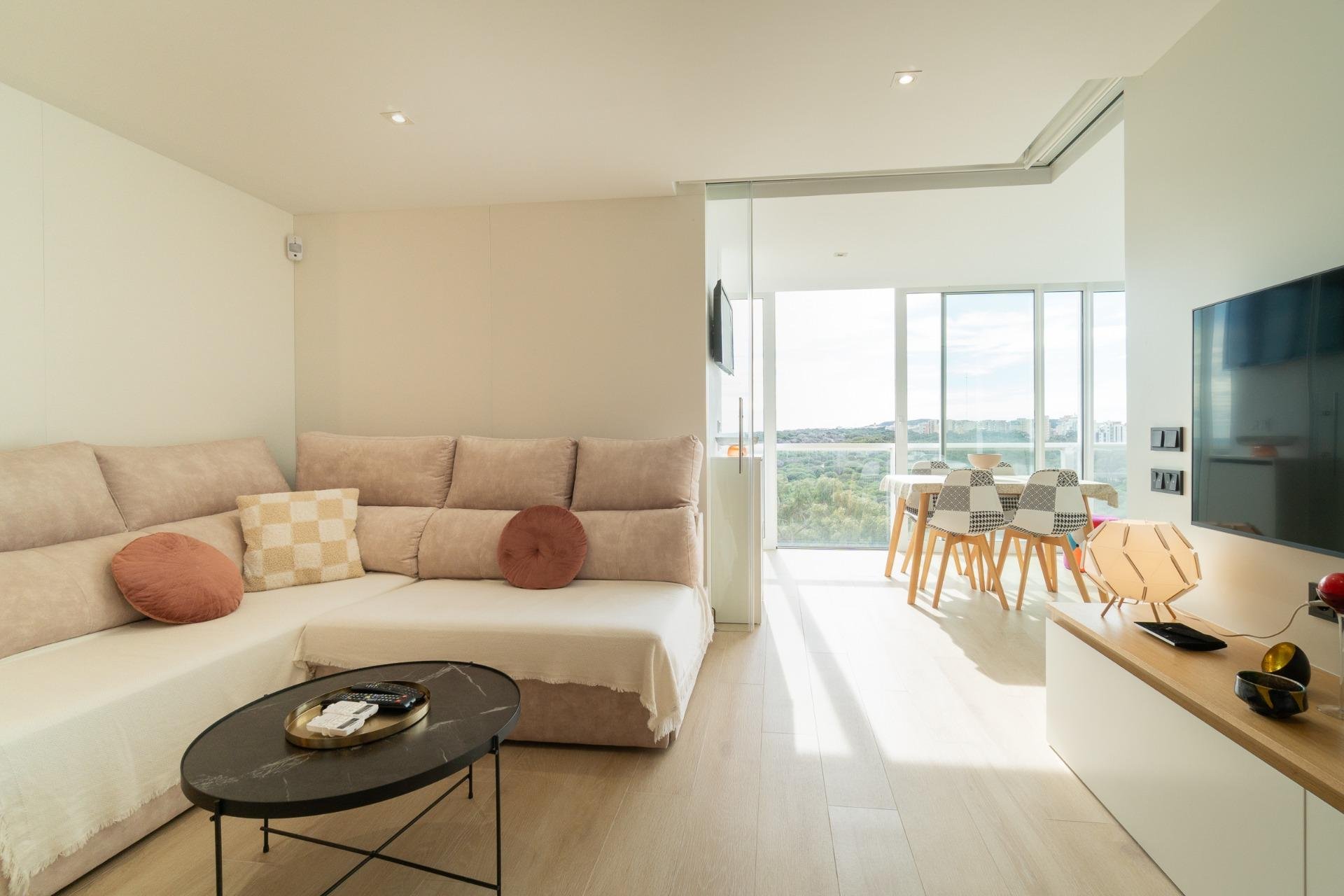 Resale - Apartment / flat -
Guardamar del Segura - Puerto Deportivo