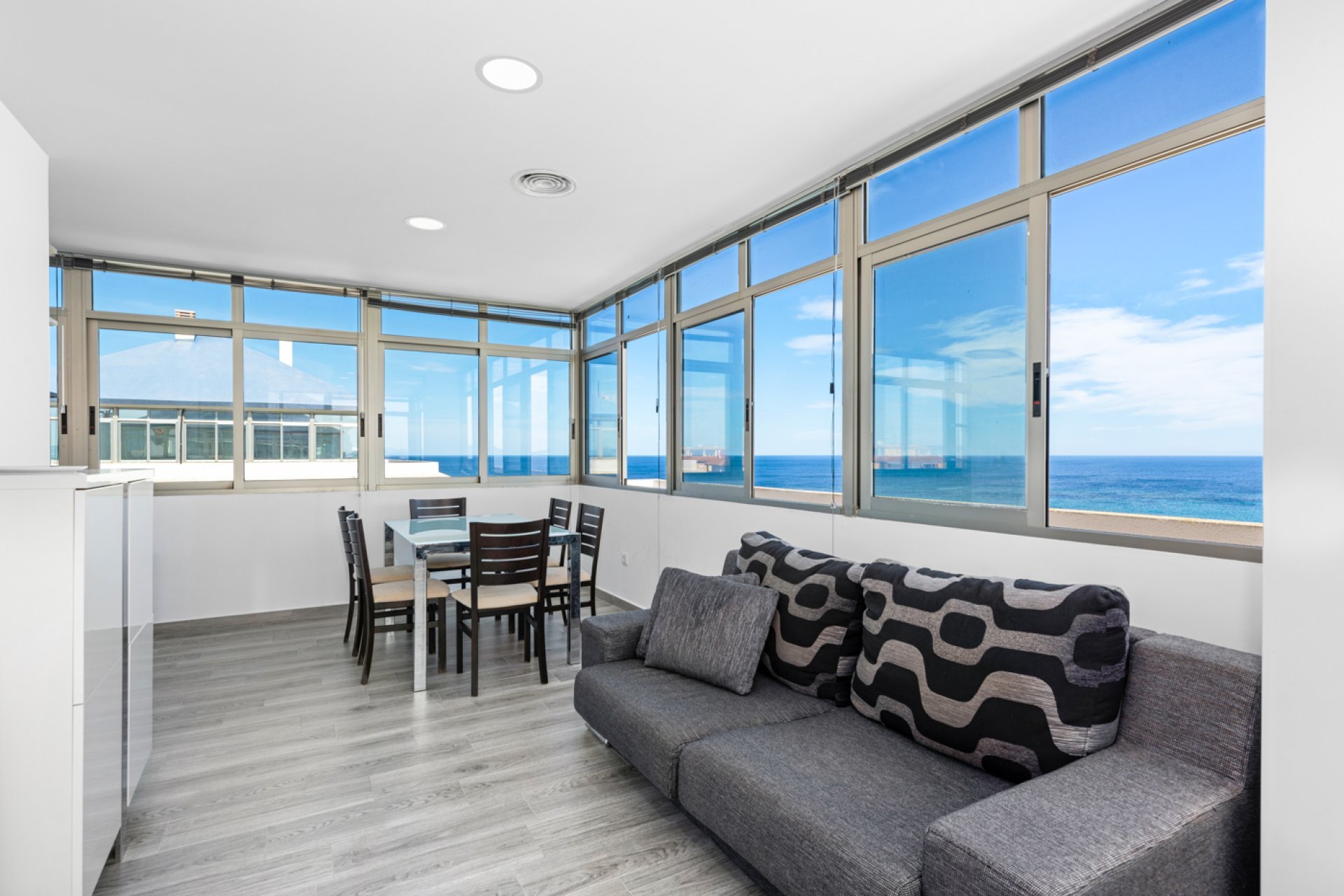 Resale - Apartment / flat -
La Manga del Mar Menor - Playa del Pudrimel