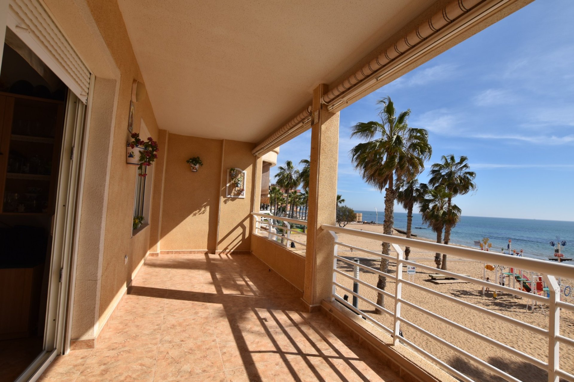 Resale - Apartment / flat -
La Mata - La Mata - Town