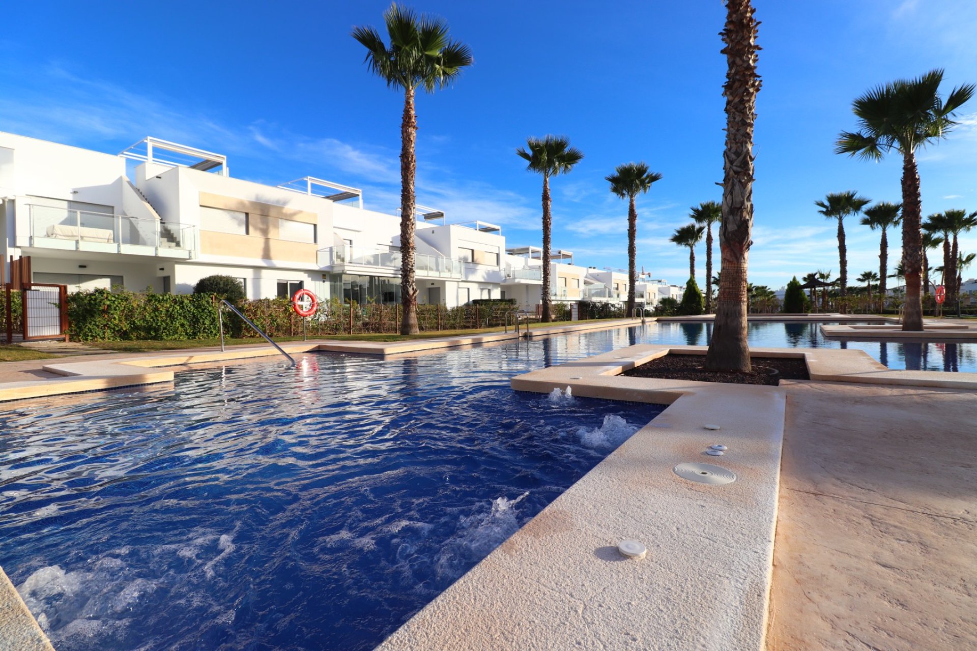 Resale - Apartment / flat -
Los Montesinos - Entre Naranjos / Vistabella Golf