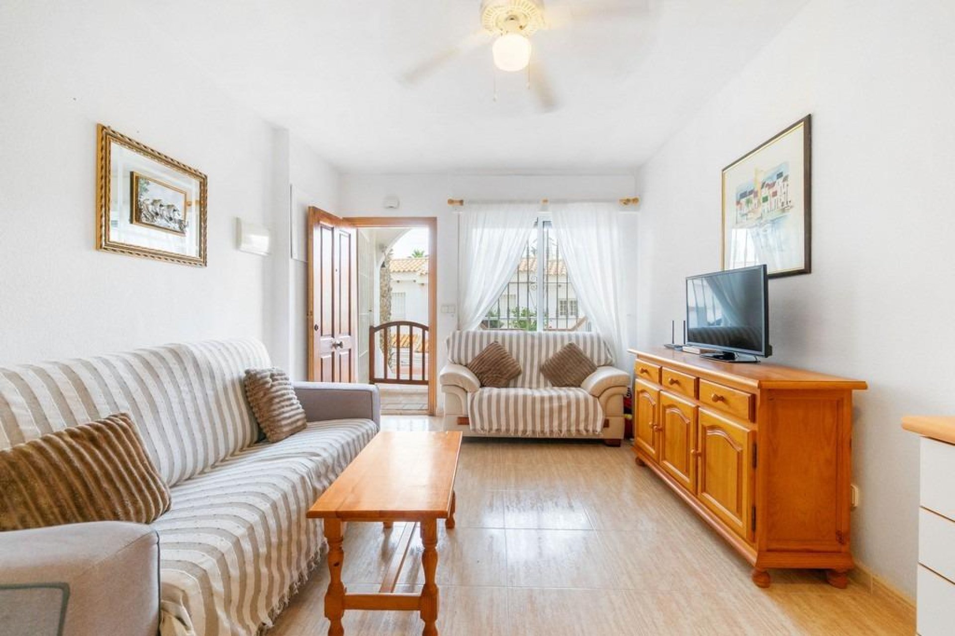 Resale - Apartment / flat -
Orihuela Costa - Aguamarina