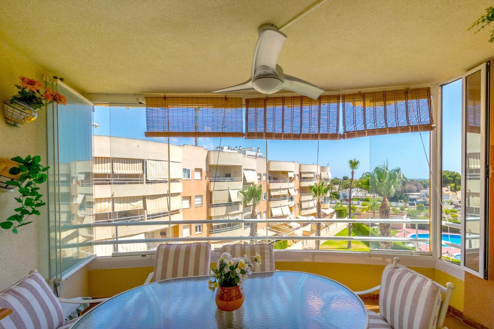 Resale - Apartment / flat -
Orihuela Costa - Altos de Campoamor