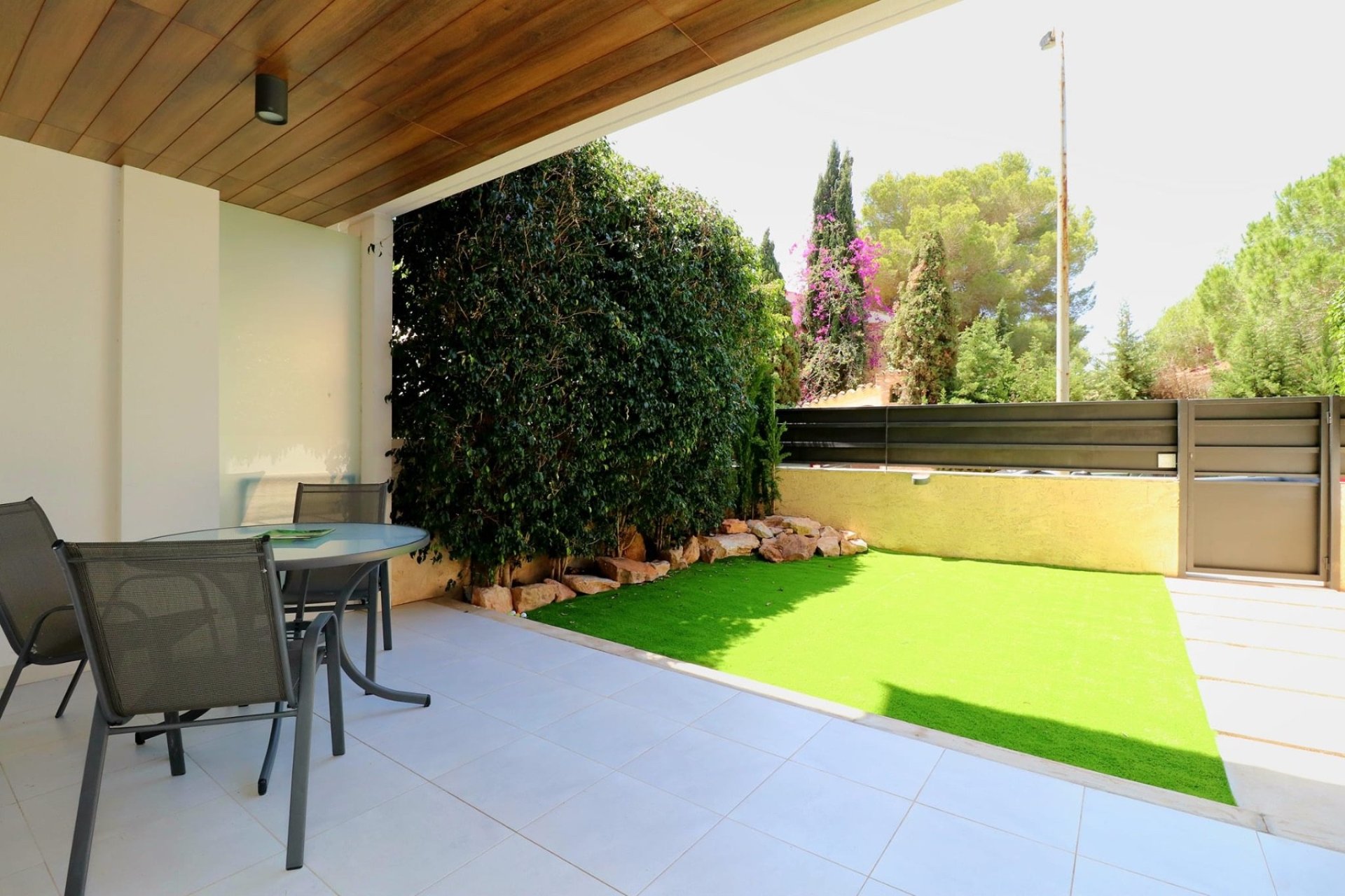 Resale - Apartment / flat -
Orihuela Costa - Campoamor