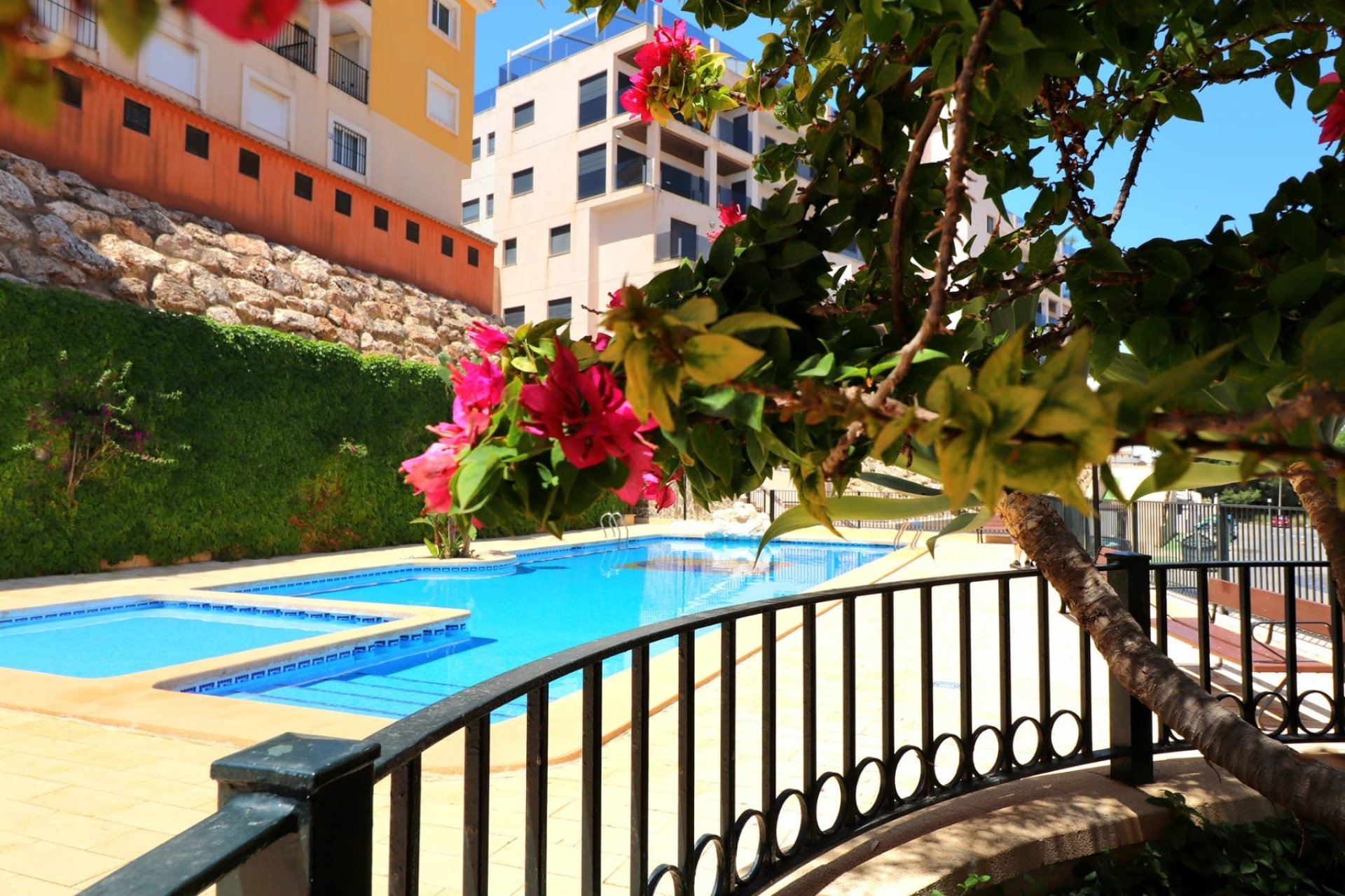 Resale - Apartment / flat -
Orihuela Costa - Campoamor