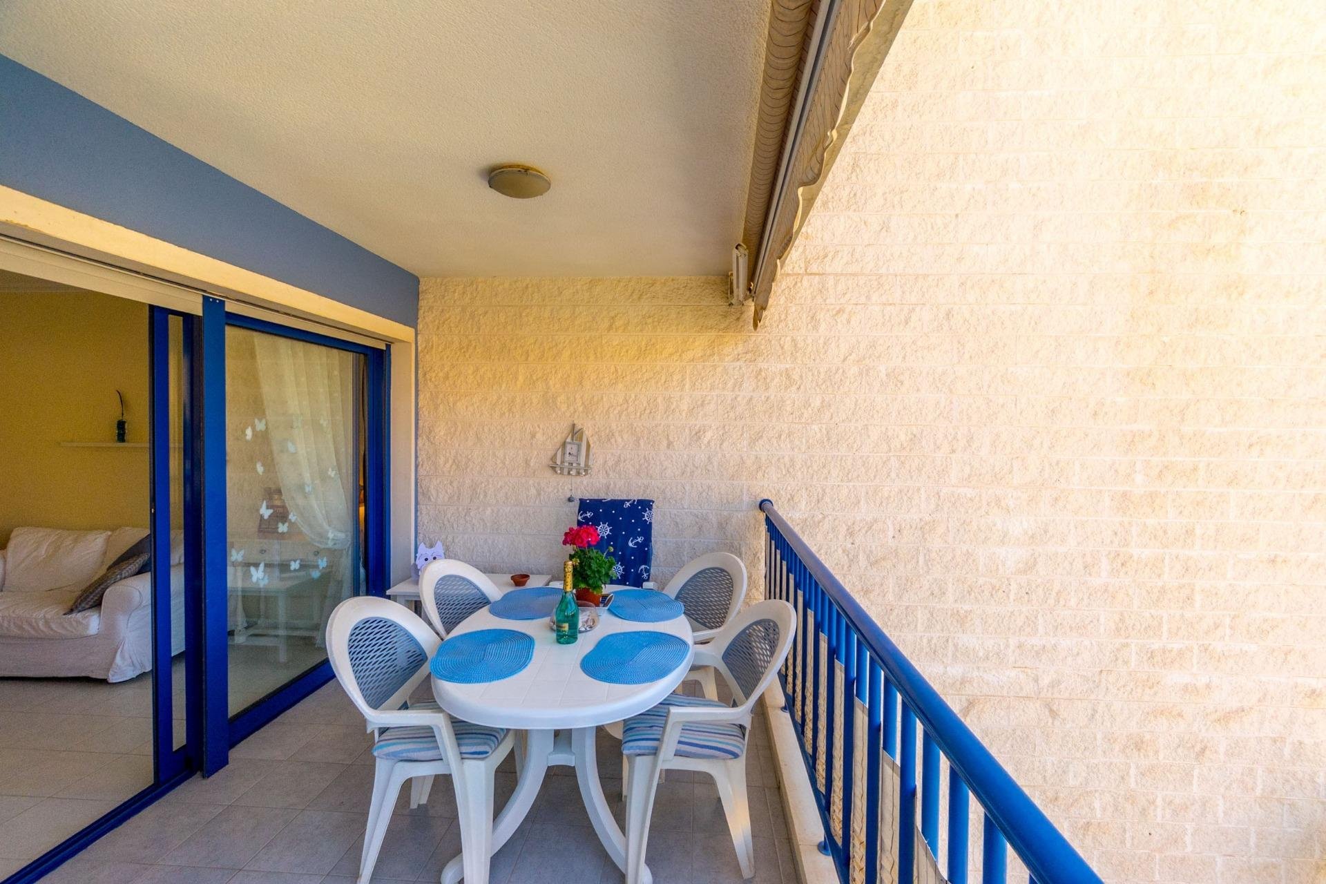 Resale - Apartment / flat -
Orihuela Costa - Campoamor