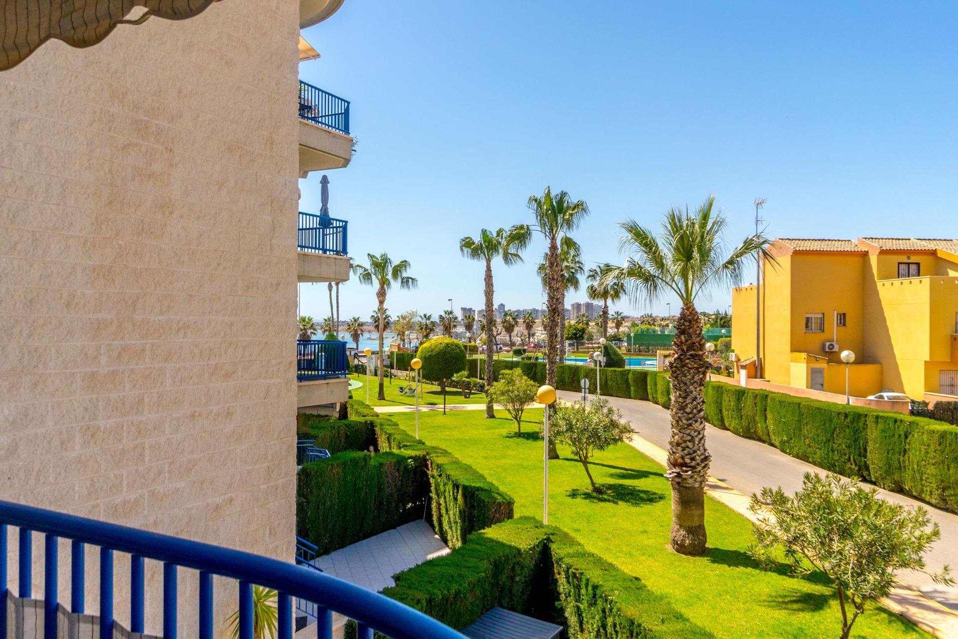 Resale - Apartment / flat -
Orihuela Costa - Campoamor