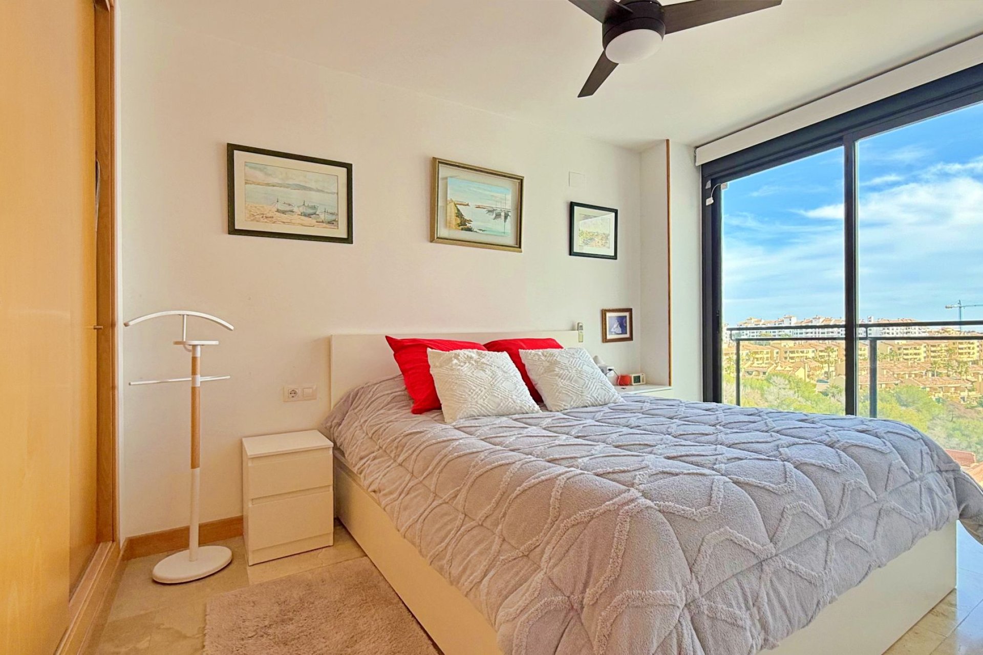 Resale - Apartment / flat -
Orihuela Costa - Campoamor