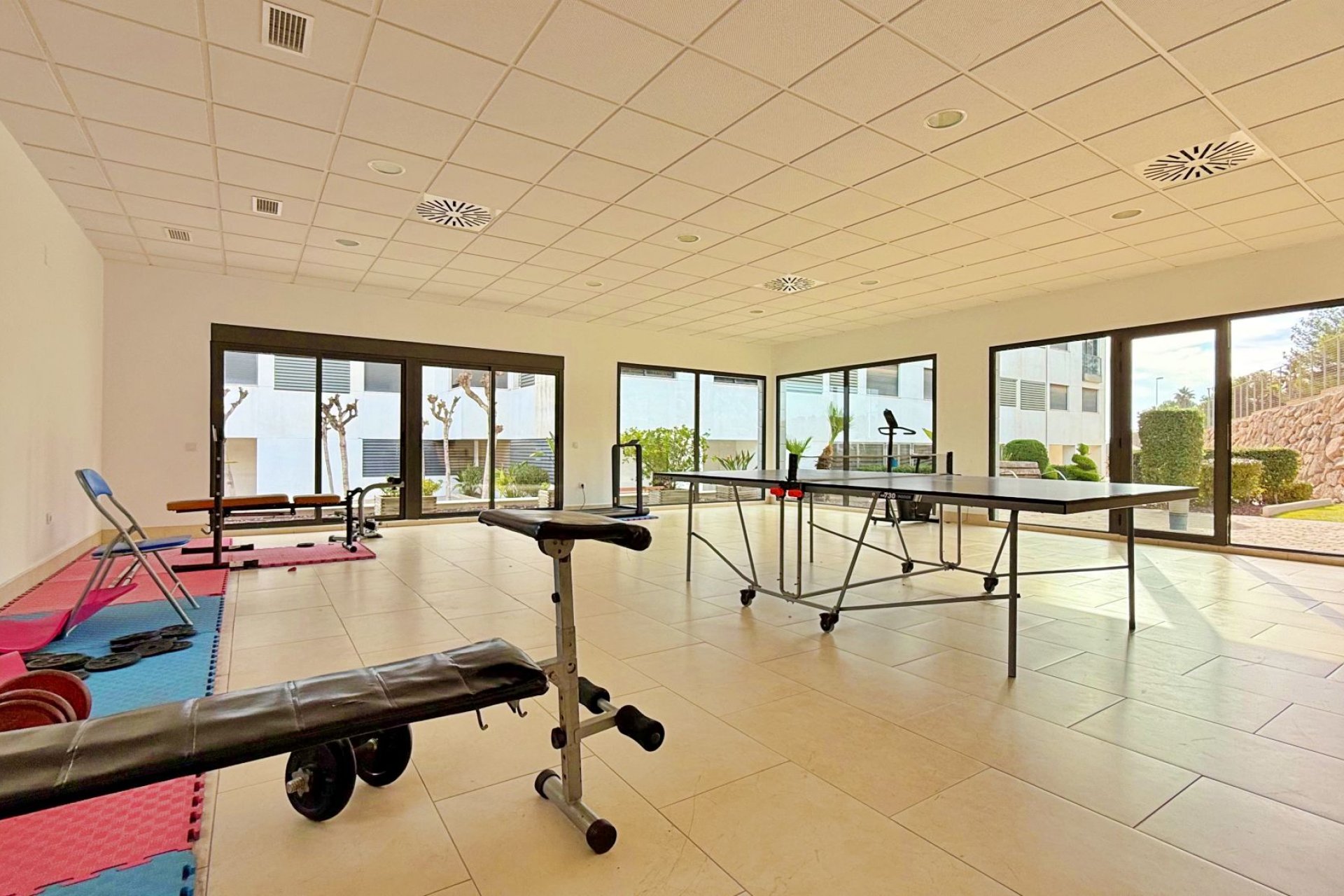 Resale - Apartment / flat -
Orihuela Costa - Campoamor