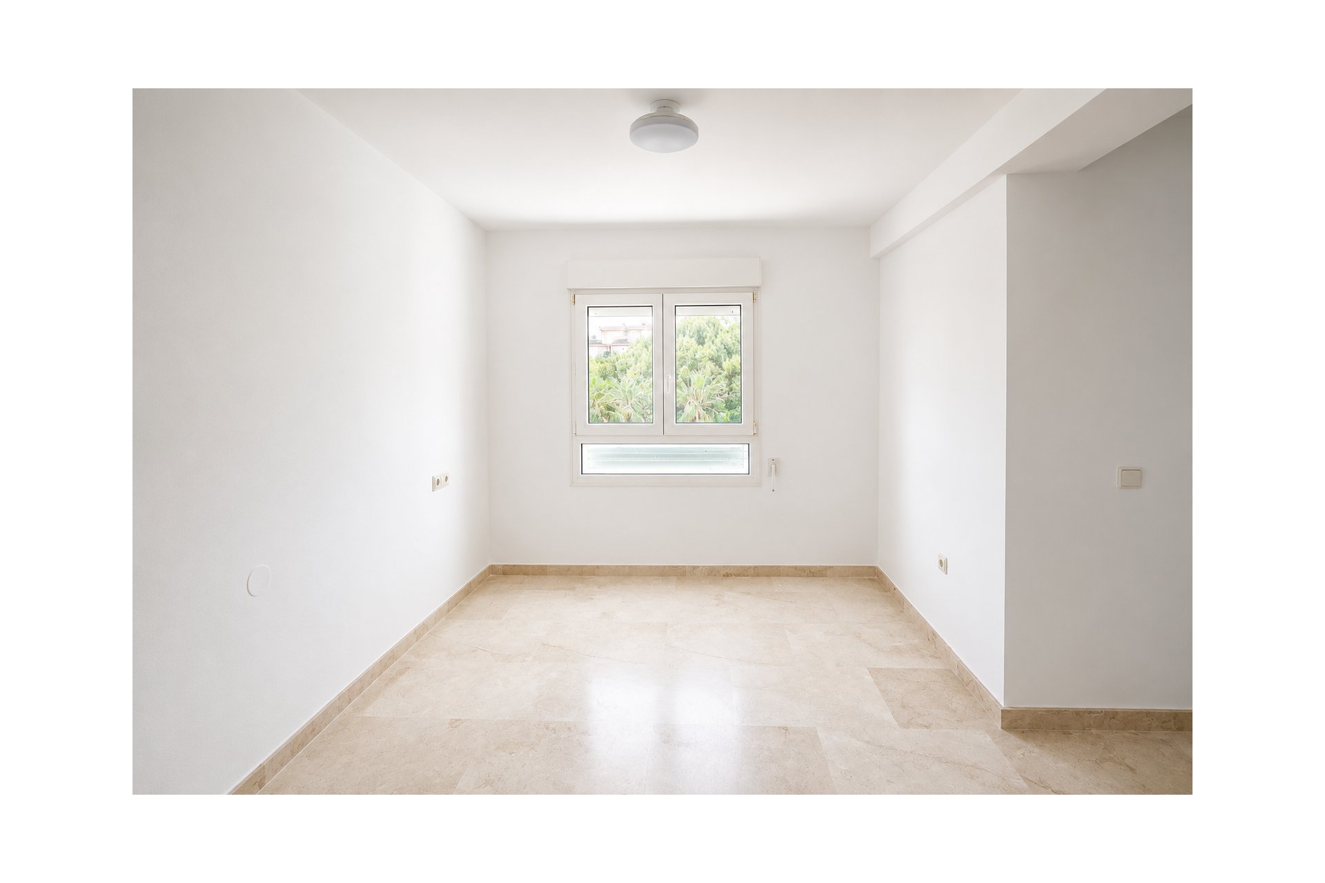 Resale - Apartment / flat -
Orihuela Costa - Campoamor