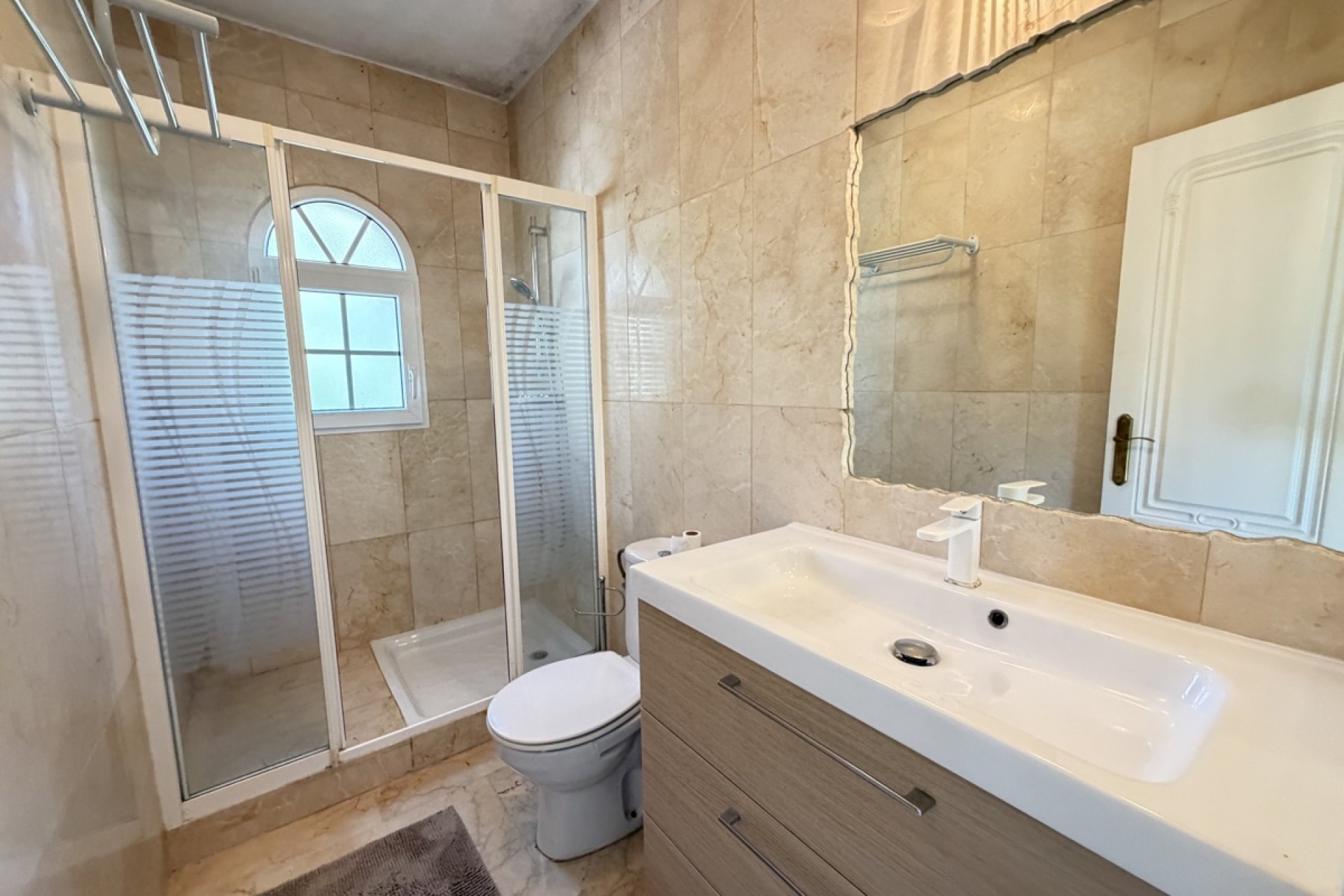 Resale - Apartment / flat -
Orihuela Costa - Las Ramblas
