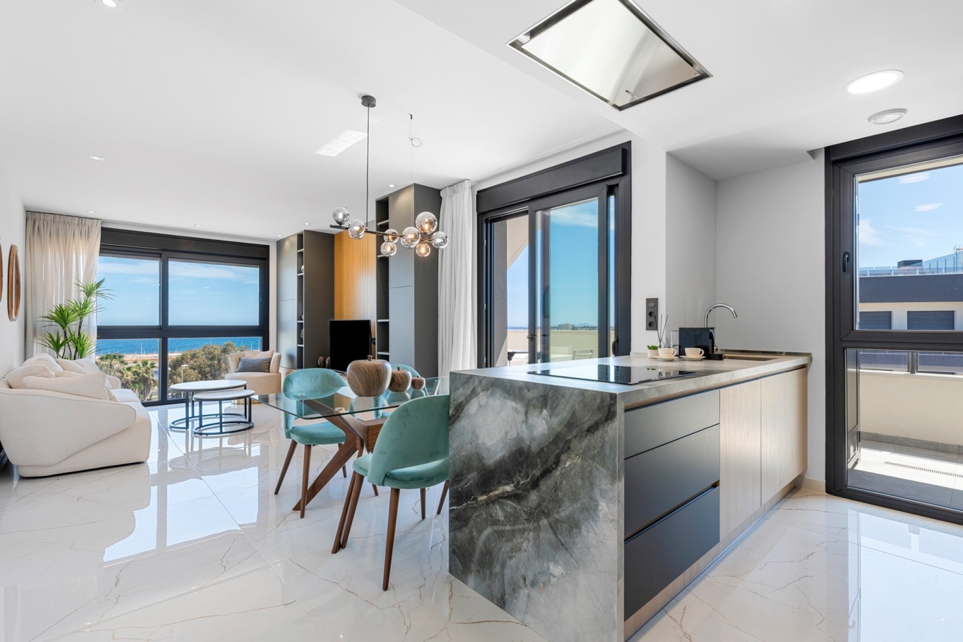 Resale - Apartment / flat -
Orihuela Costa - Playa Flamenca