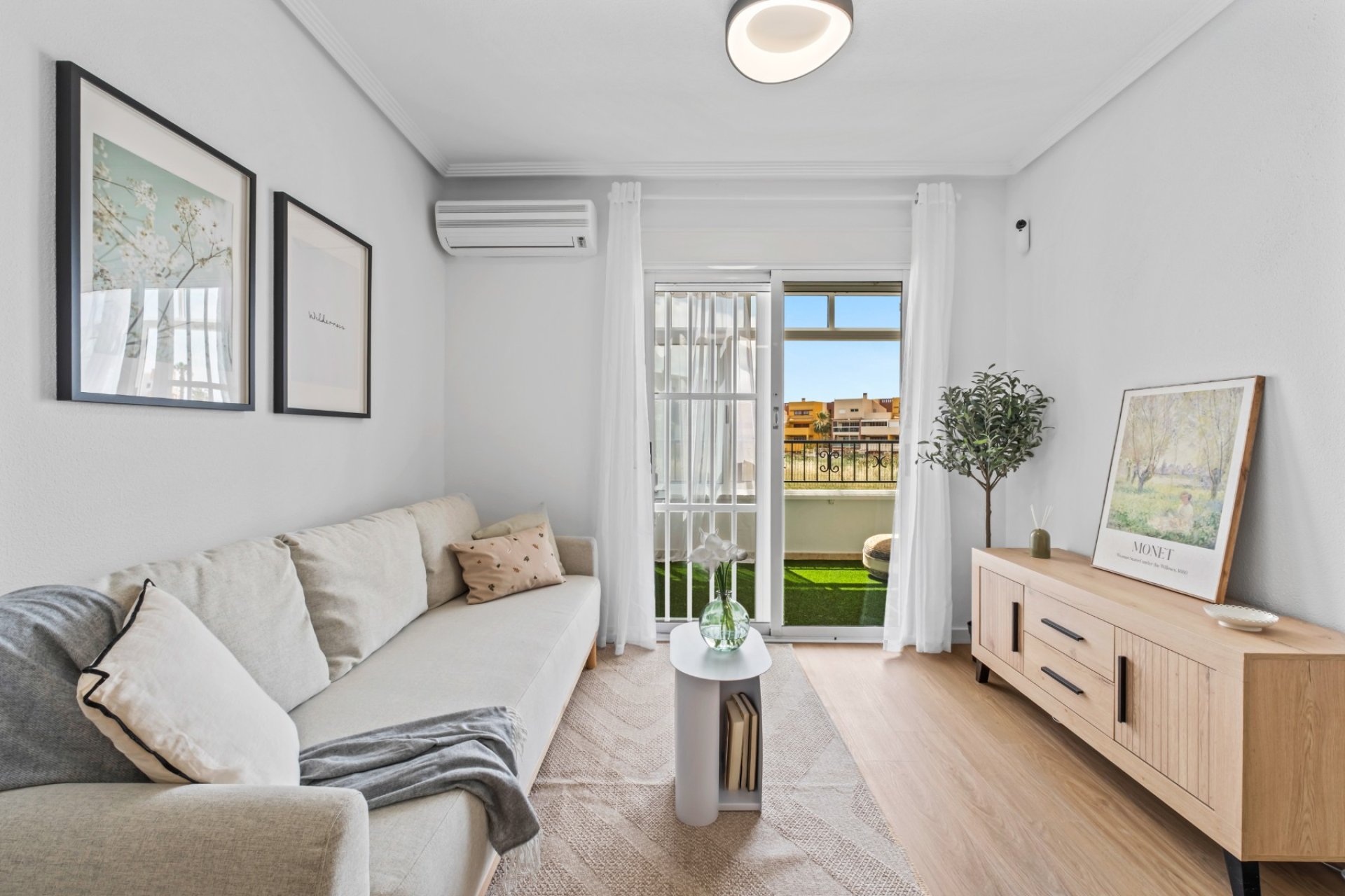 Resale - Apartment / flat -
Orihuela Costa - Playa Flamenca