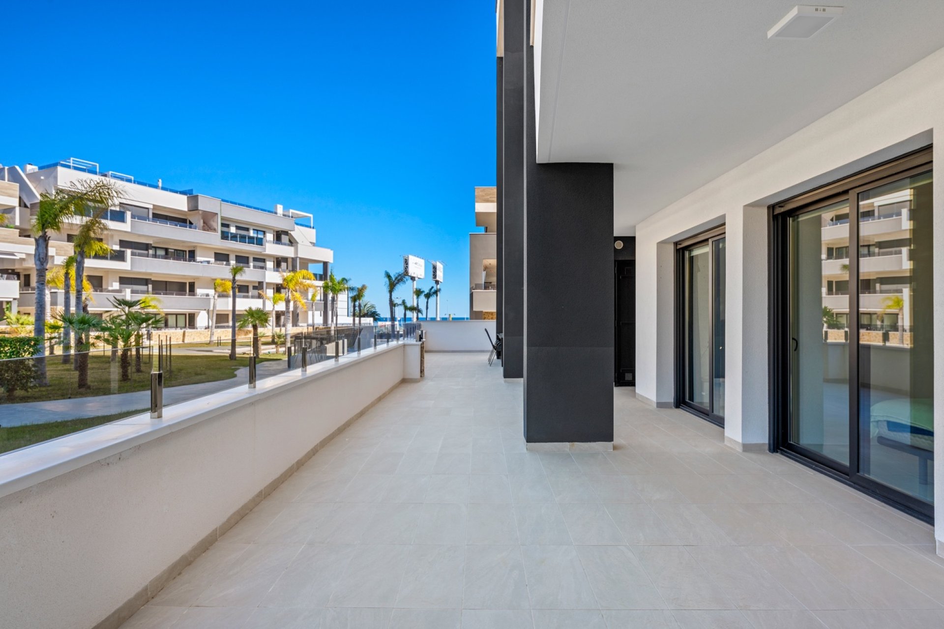 Resale - Apartment / flat -
Orihuela Costa - Playa Flamenca