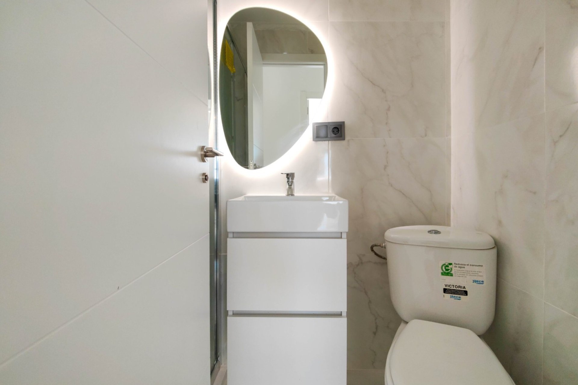 Resale - Apartment / flat -
Orihuela Costa - Punta Prima