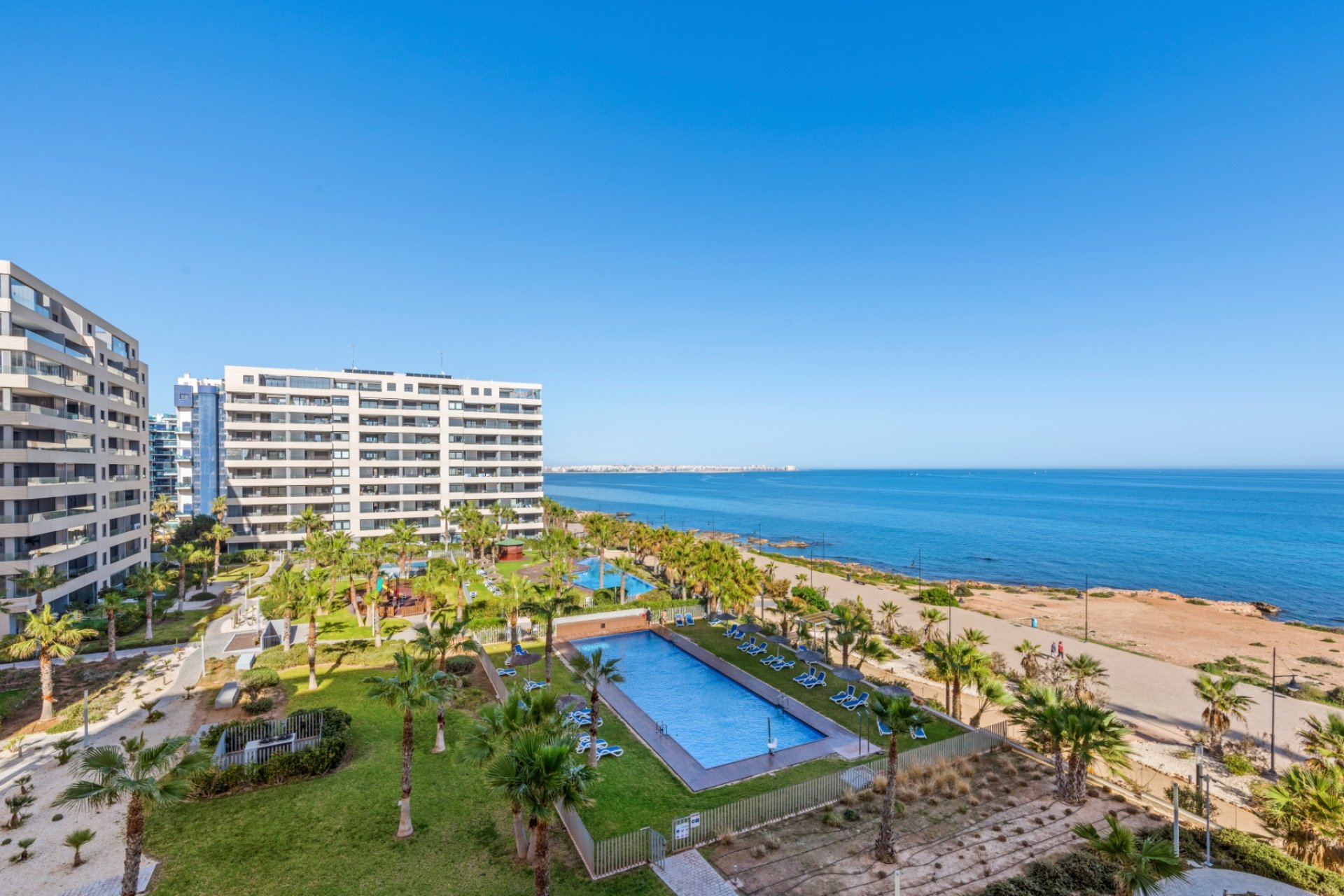 Resale - Apartment / flat -
Orihuela Costa - Punta Prima